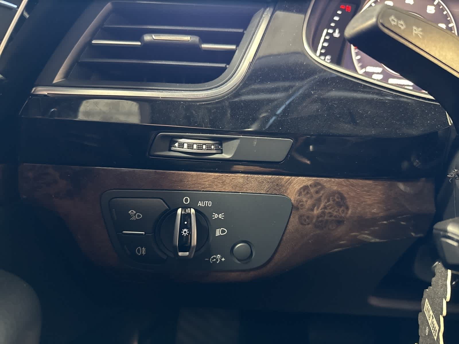 Thumbnail: 2017 Audi Q7 - 28