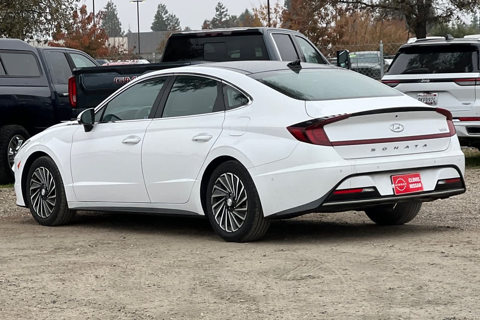 Thumbnail: 2023 Hyundai Sonata - 7