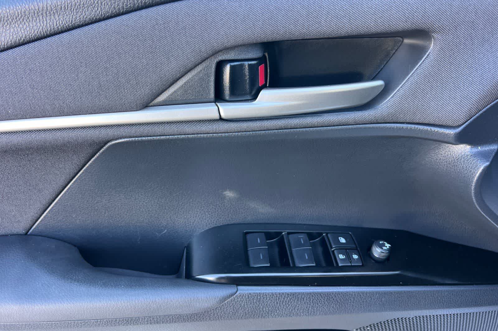 Thumbnail: 2025 Toyota Camry - 13