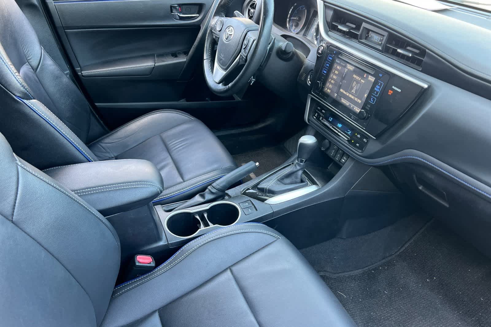 Thumbnail: 2017 Toyota Corolla - 18