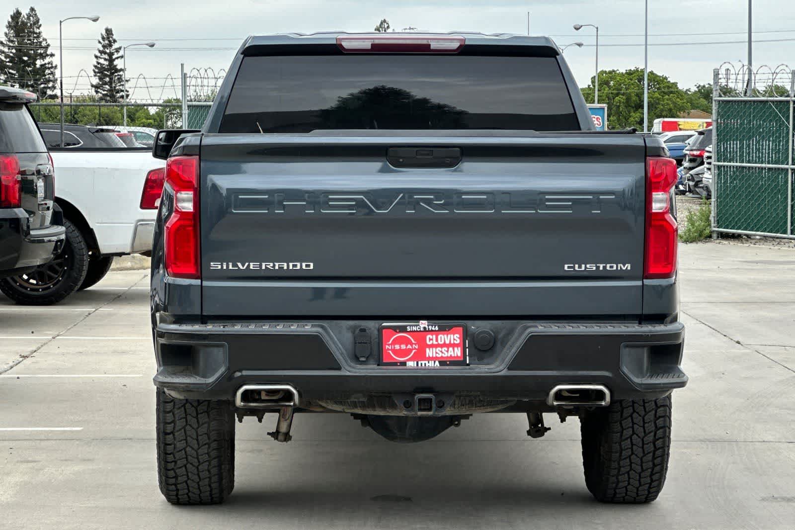 Thumbnail: 2019 Chevrolet Silverado 1500 - 8