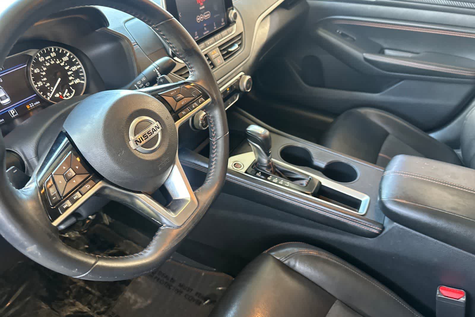 Thumbnail: 2020 Nissan Altima - 11