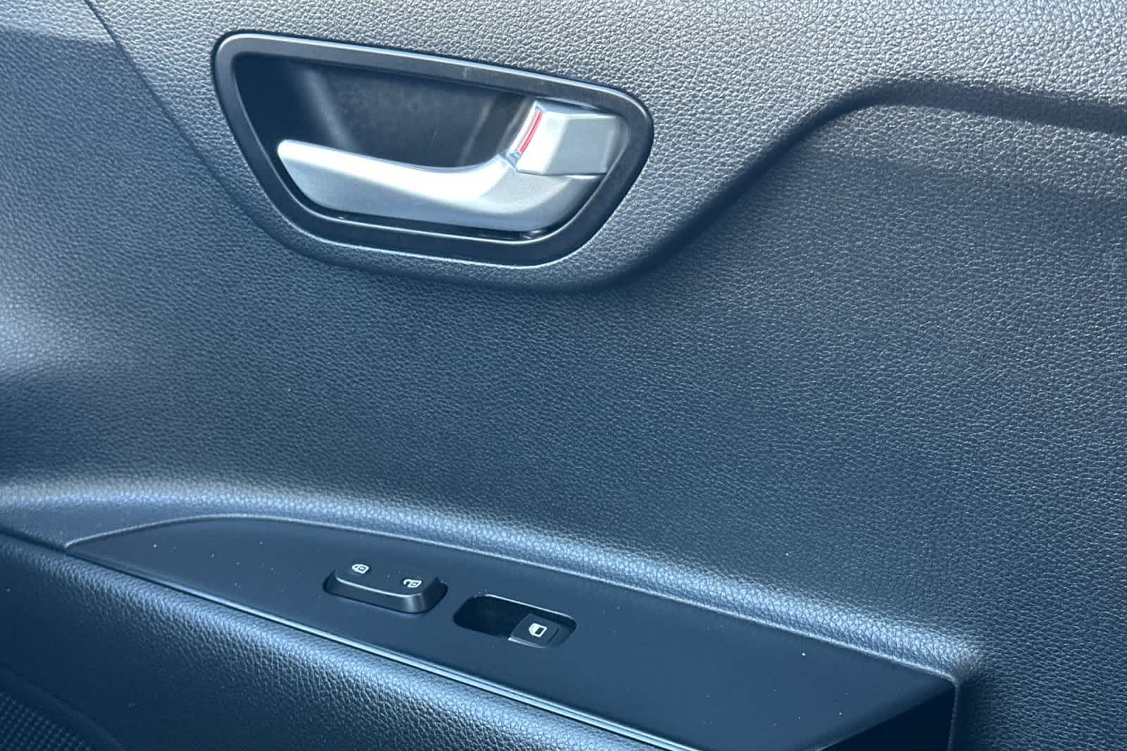 Thumbnail: 2021 Kia Rio - 19