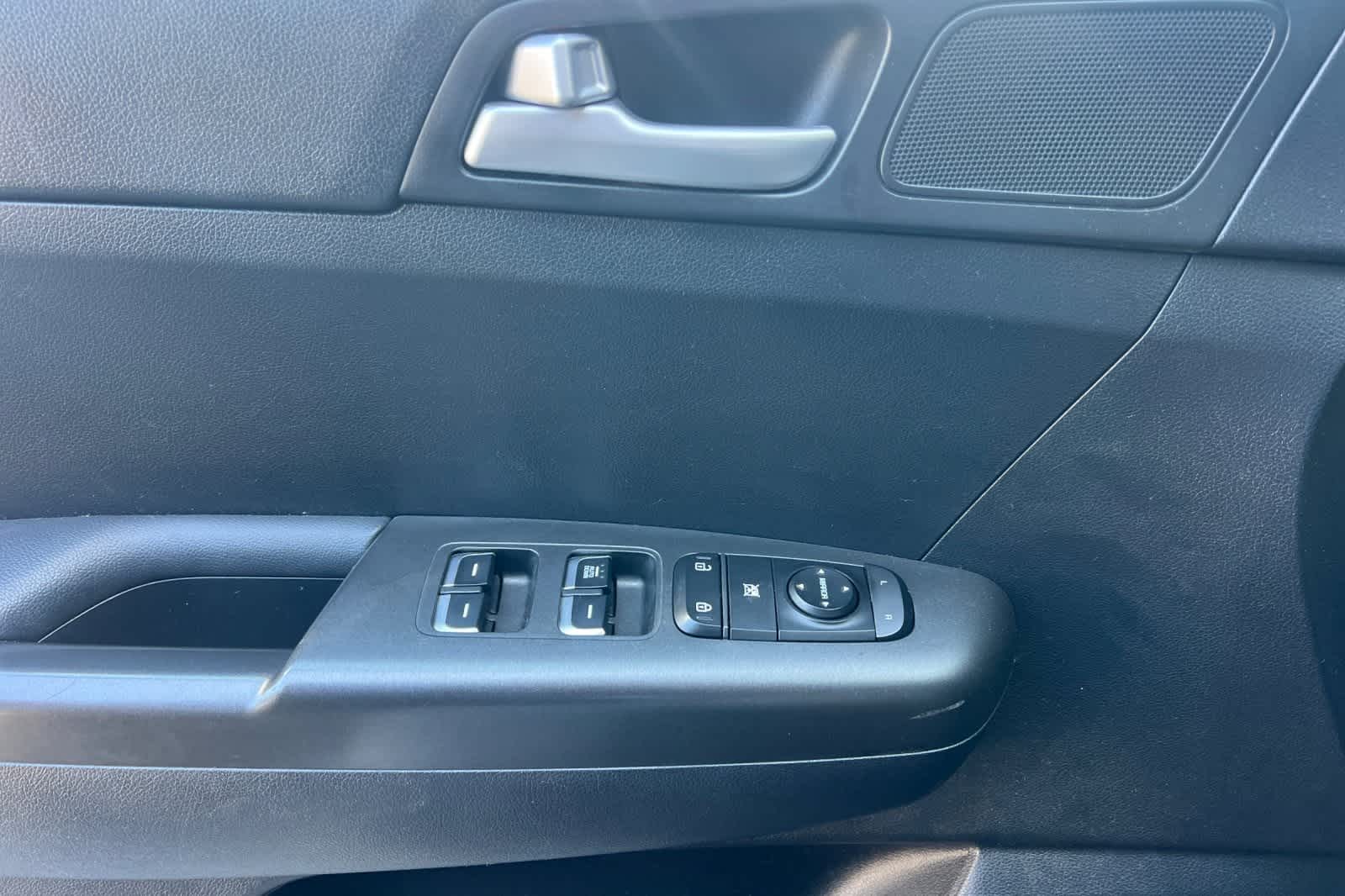 Thumbnail: 2021 Kia Sportage - 13