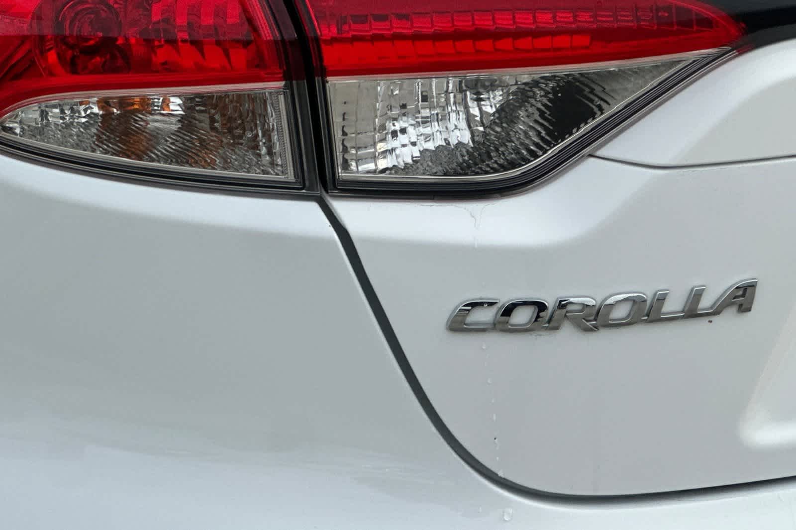 Thumbnail: 2022 Toyota Corolla - 32