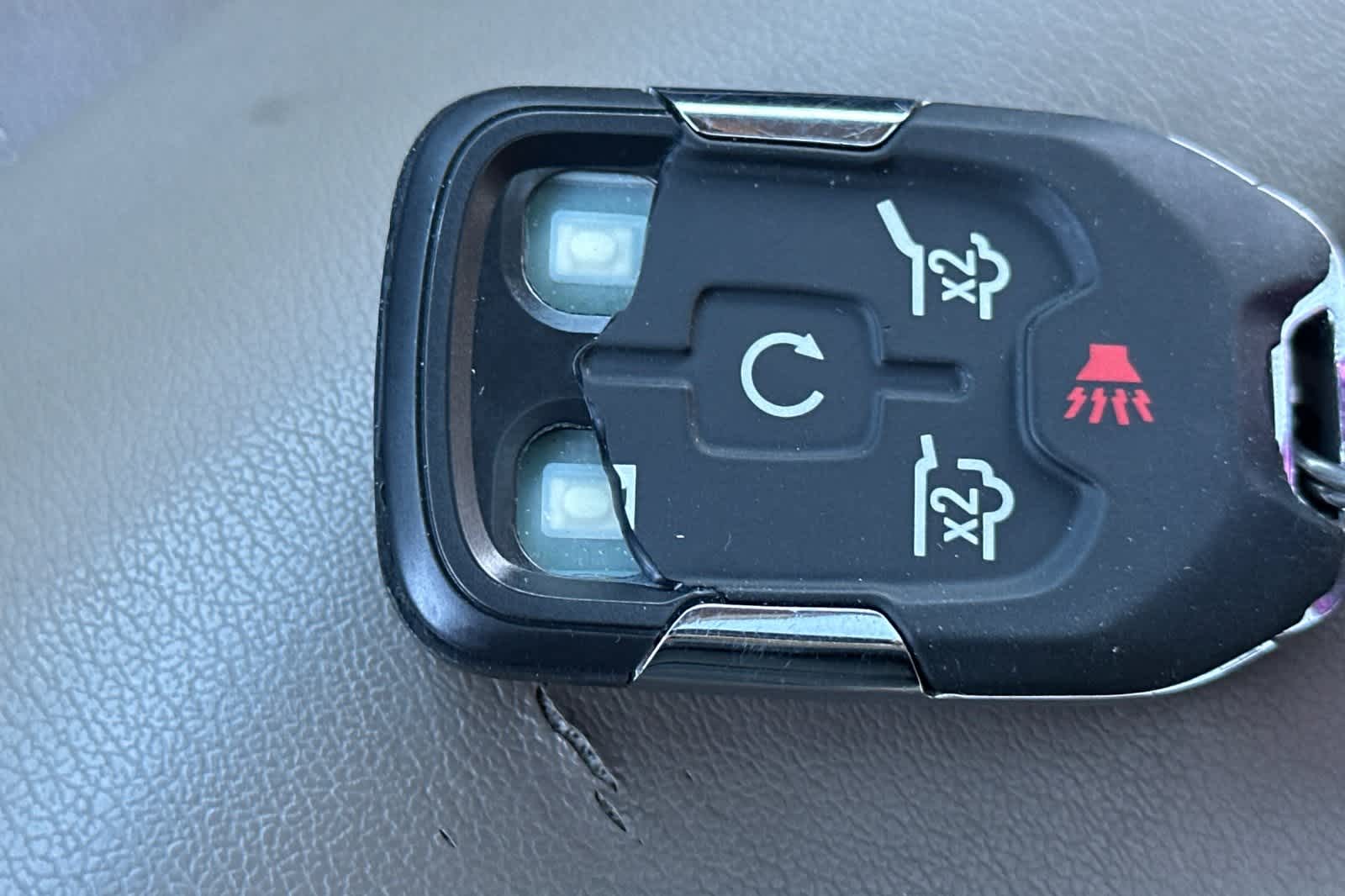 Thumbnail: 2017 GMC Yukon - 25