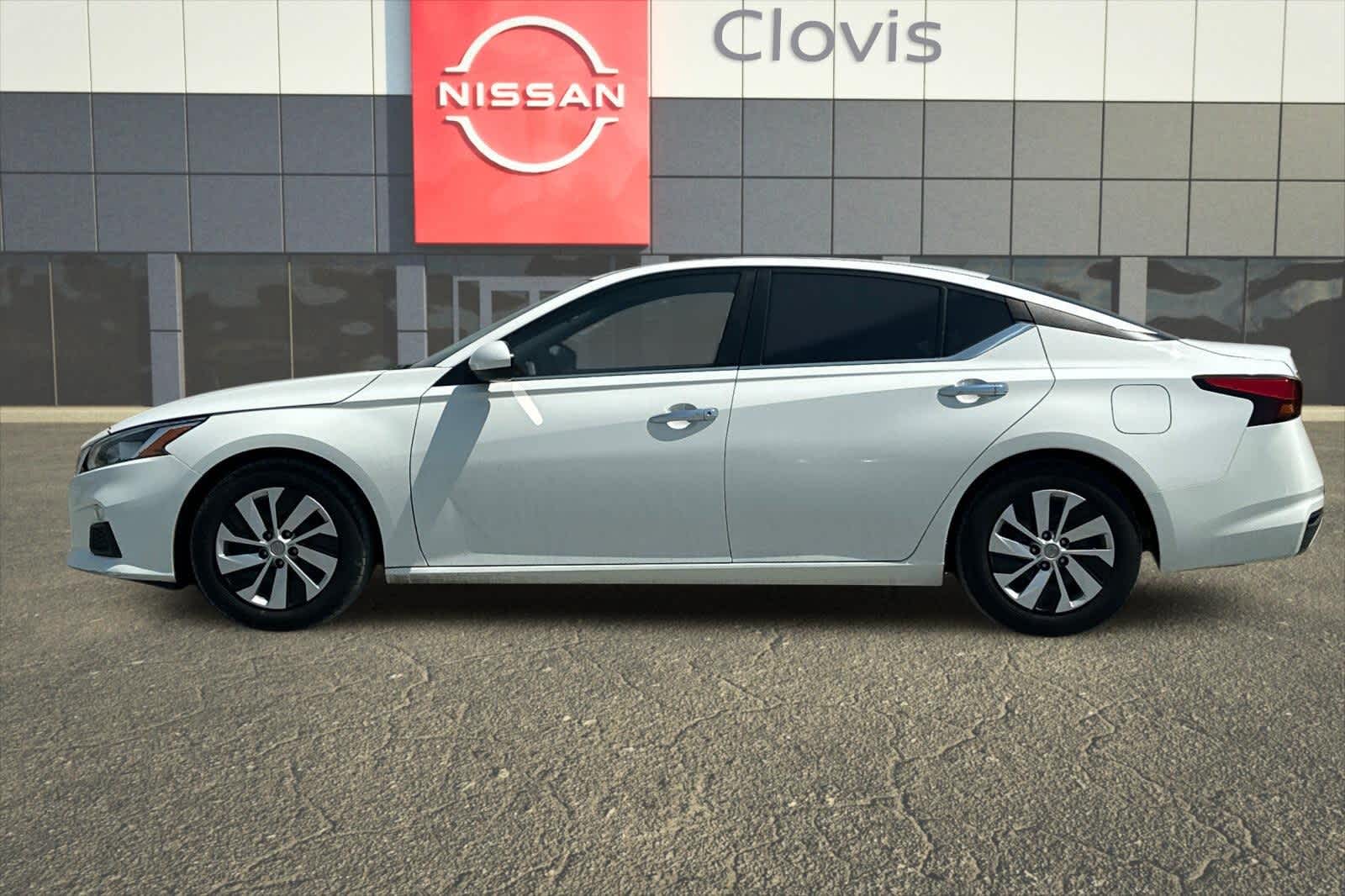 Thumbnail: 2019 Nissan Altima - 6