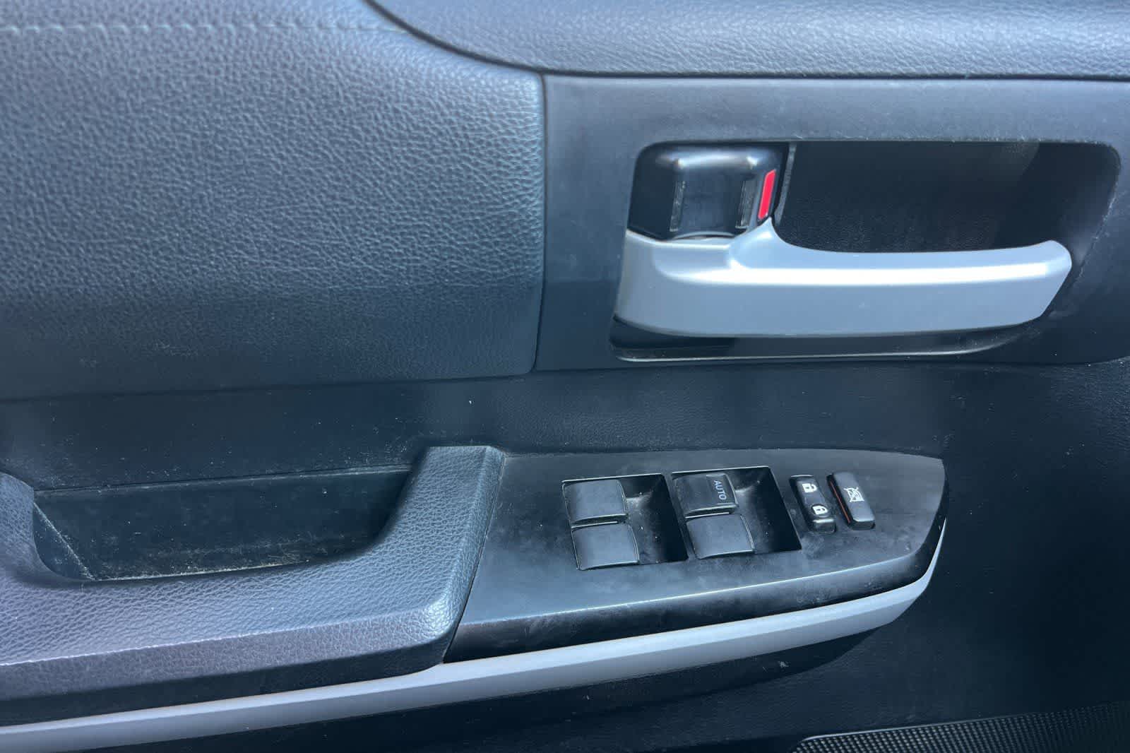 Thumbnail: 2019 Toyota Tundra - 13