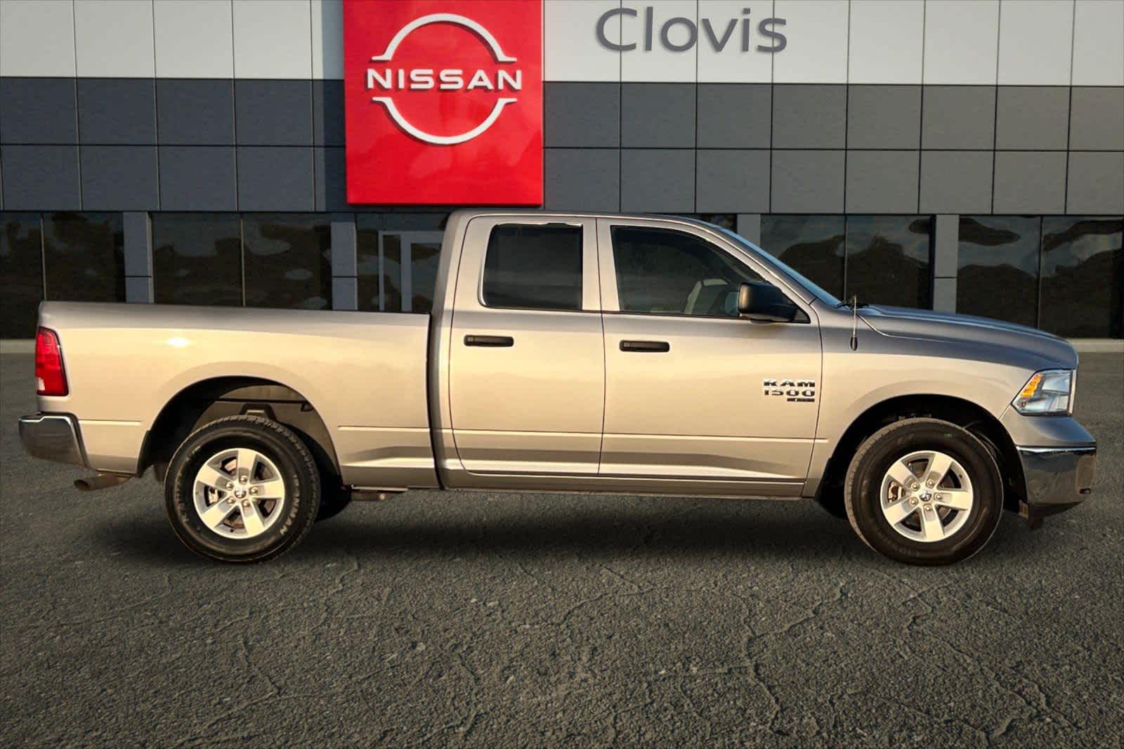 Thumbnail: 2024 RAM 1500 Classic - 9