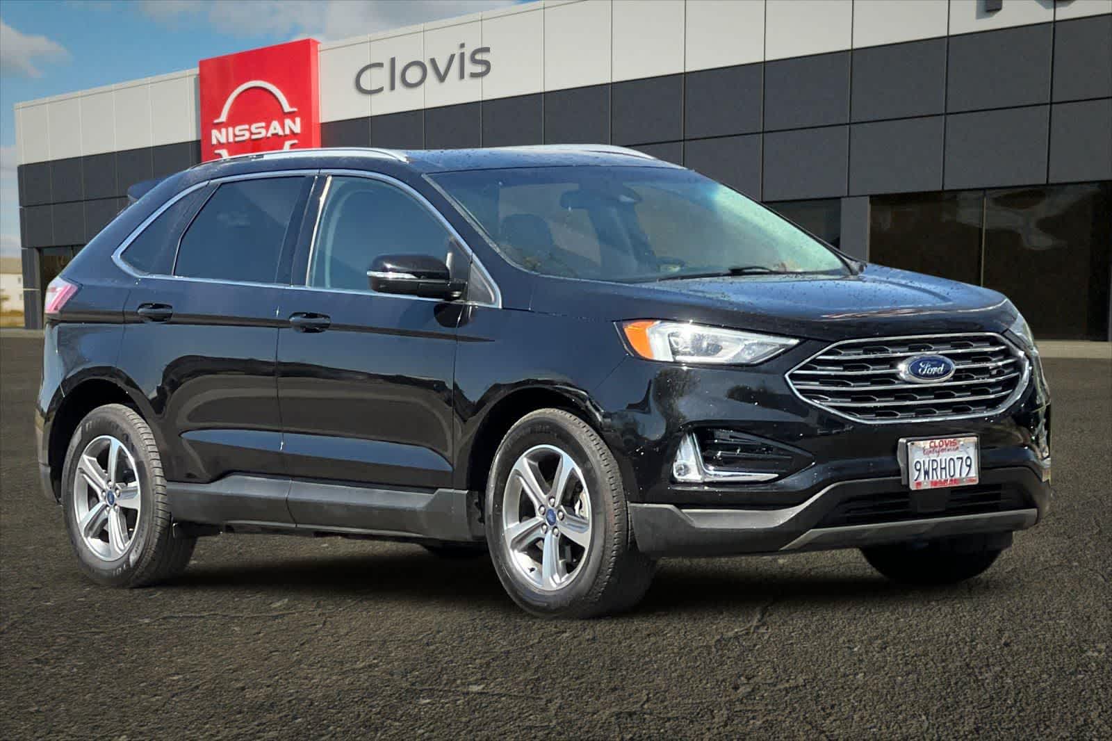 Thumbnail: 2020 Ford Edge - 10