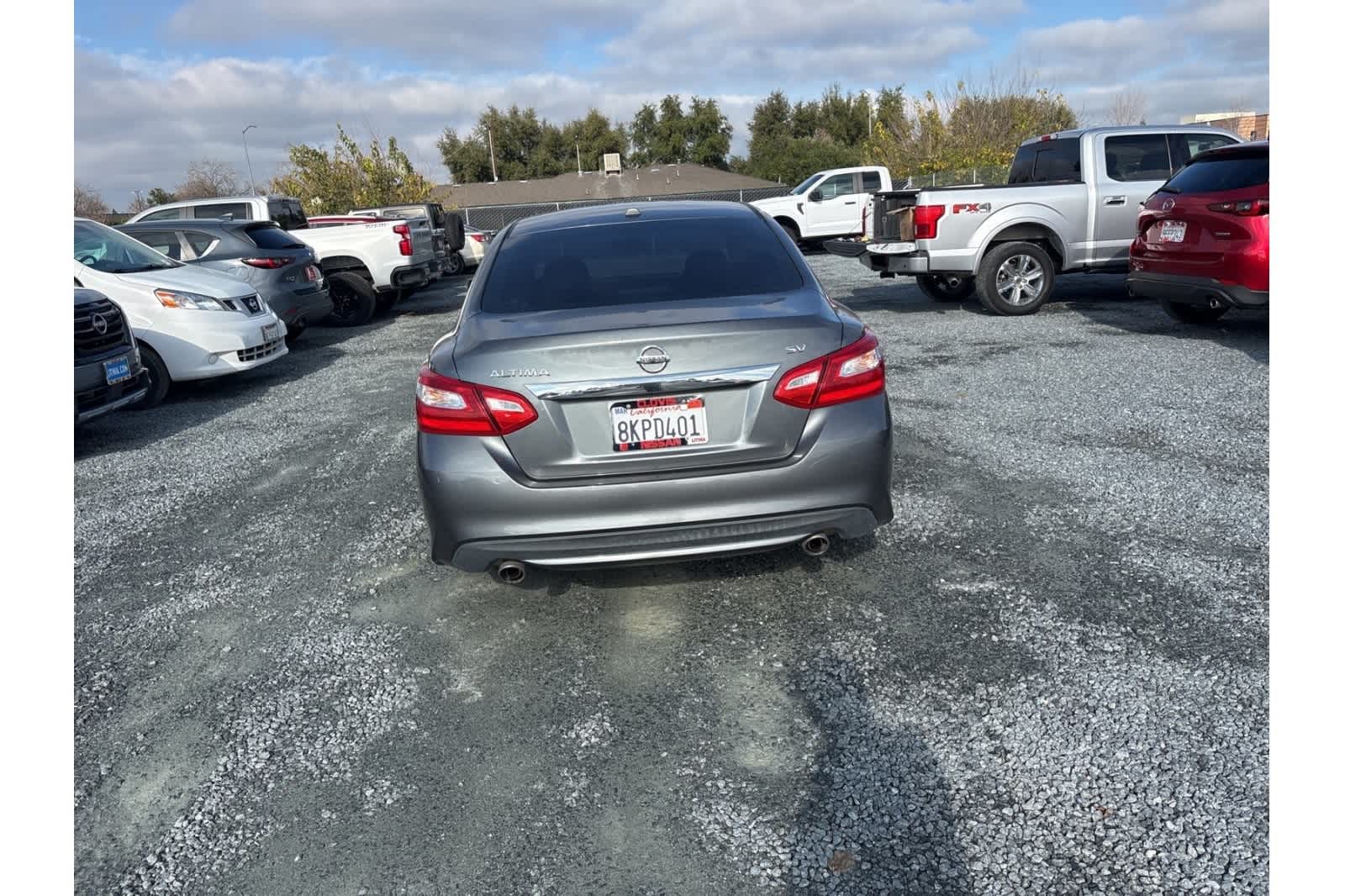 Thumbnail: 2017 Nissan Altima - 8