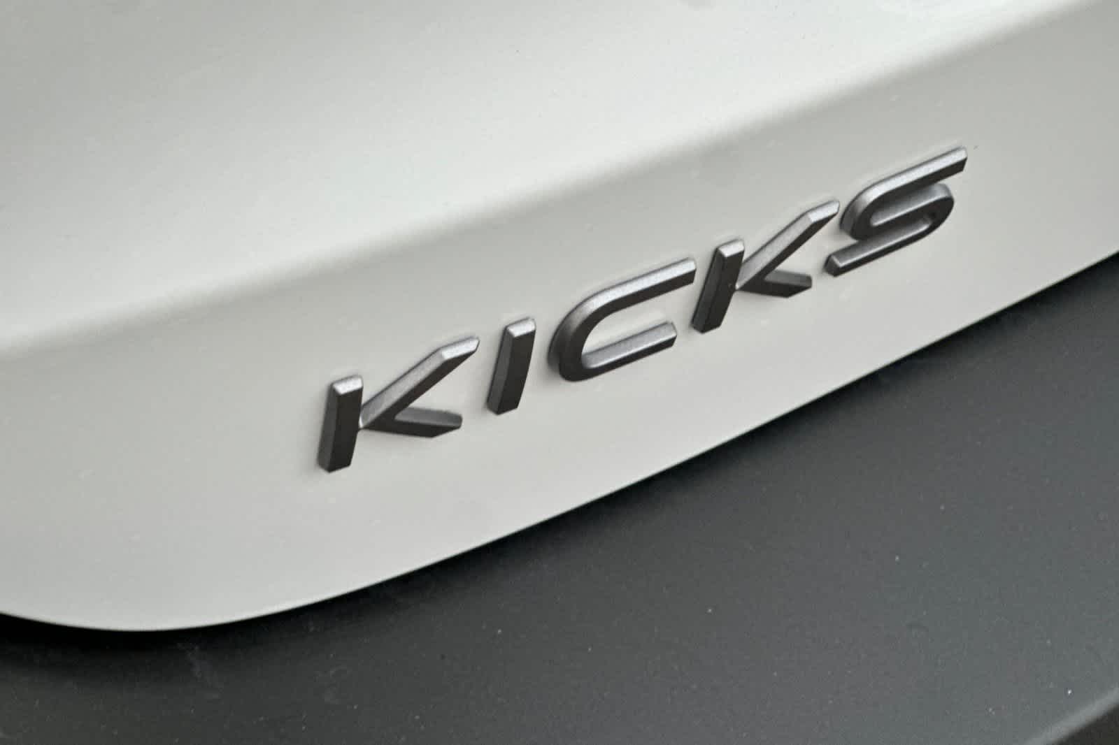Thumbnail: 2026 Nissan Kicks - 16