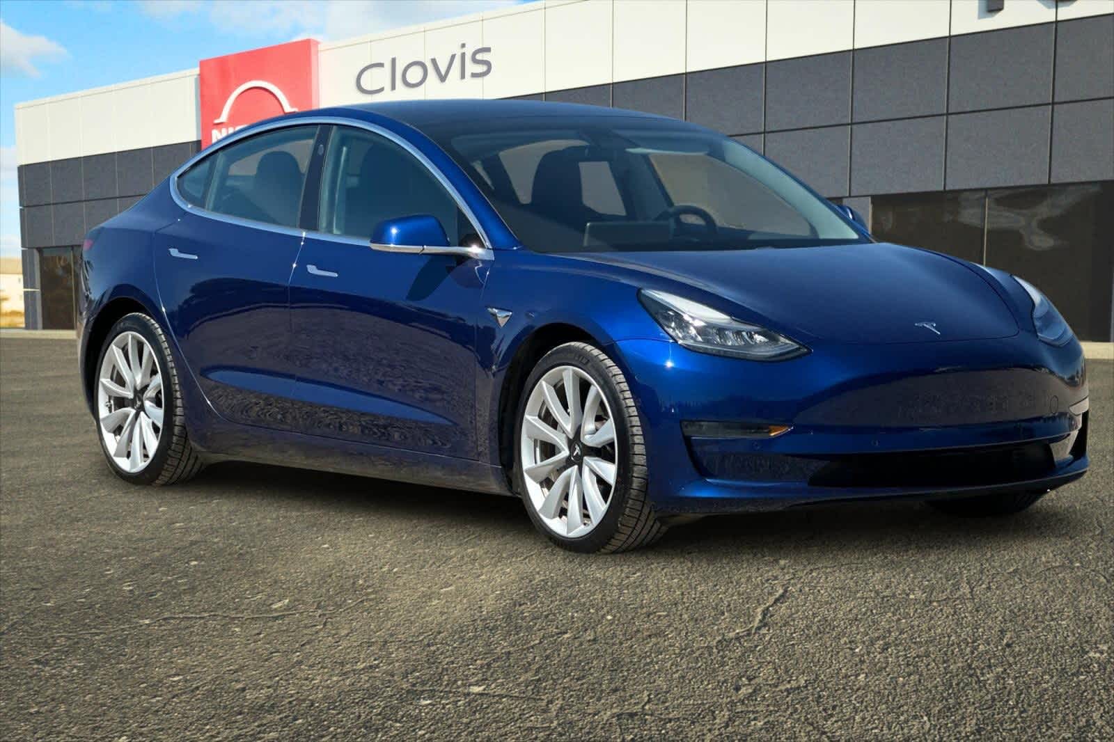 Thumbnail: 2020 Tesla Model 3 - 10