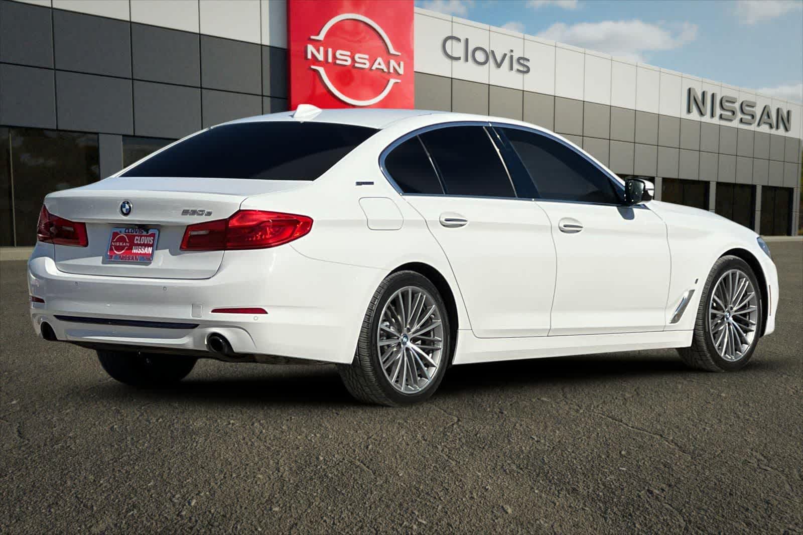 Thumbnail: 2018 BMW 5 Series - 3