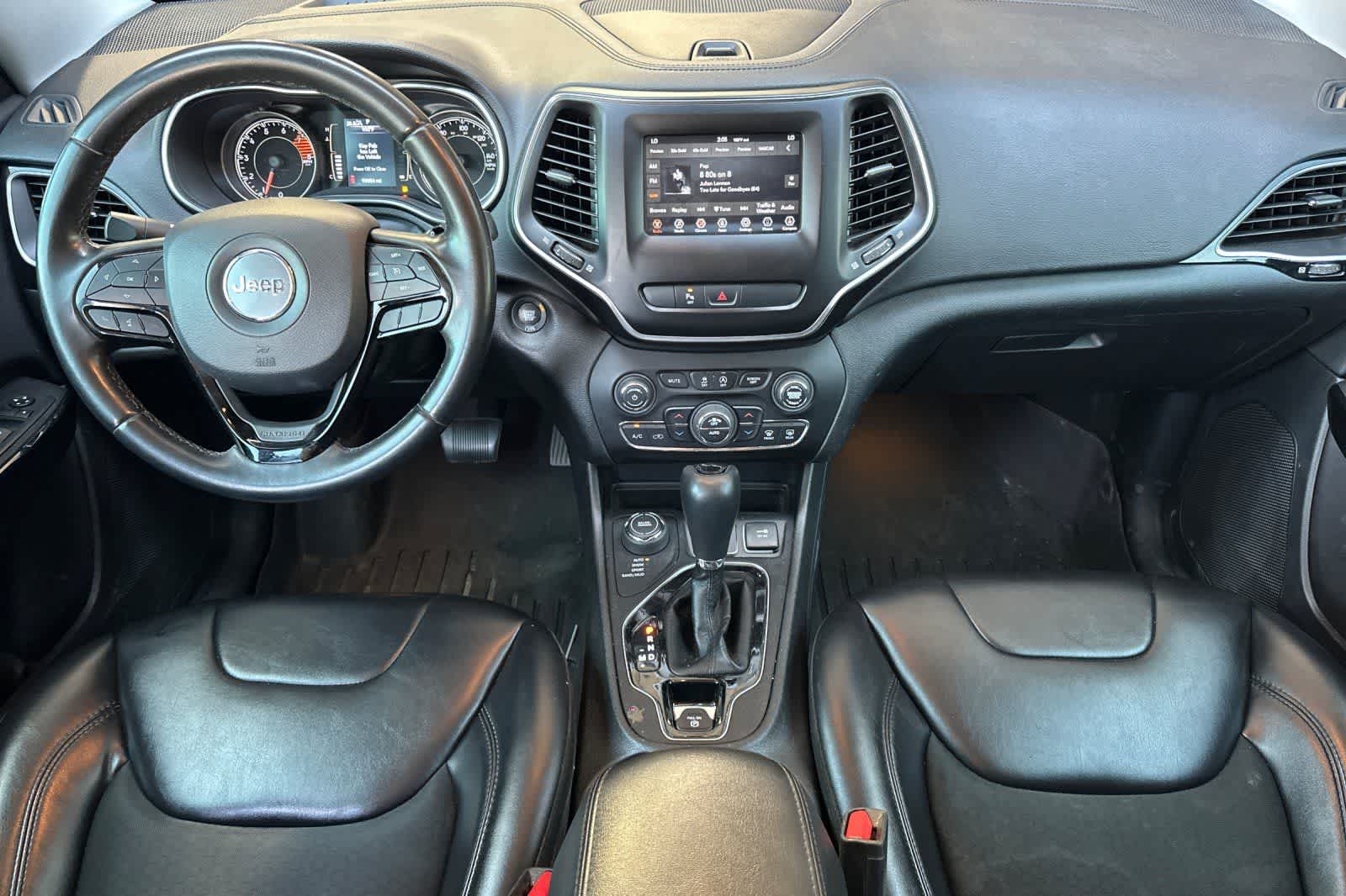 Thumbnail: 2019 Jeep Cherokee - 4