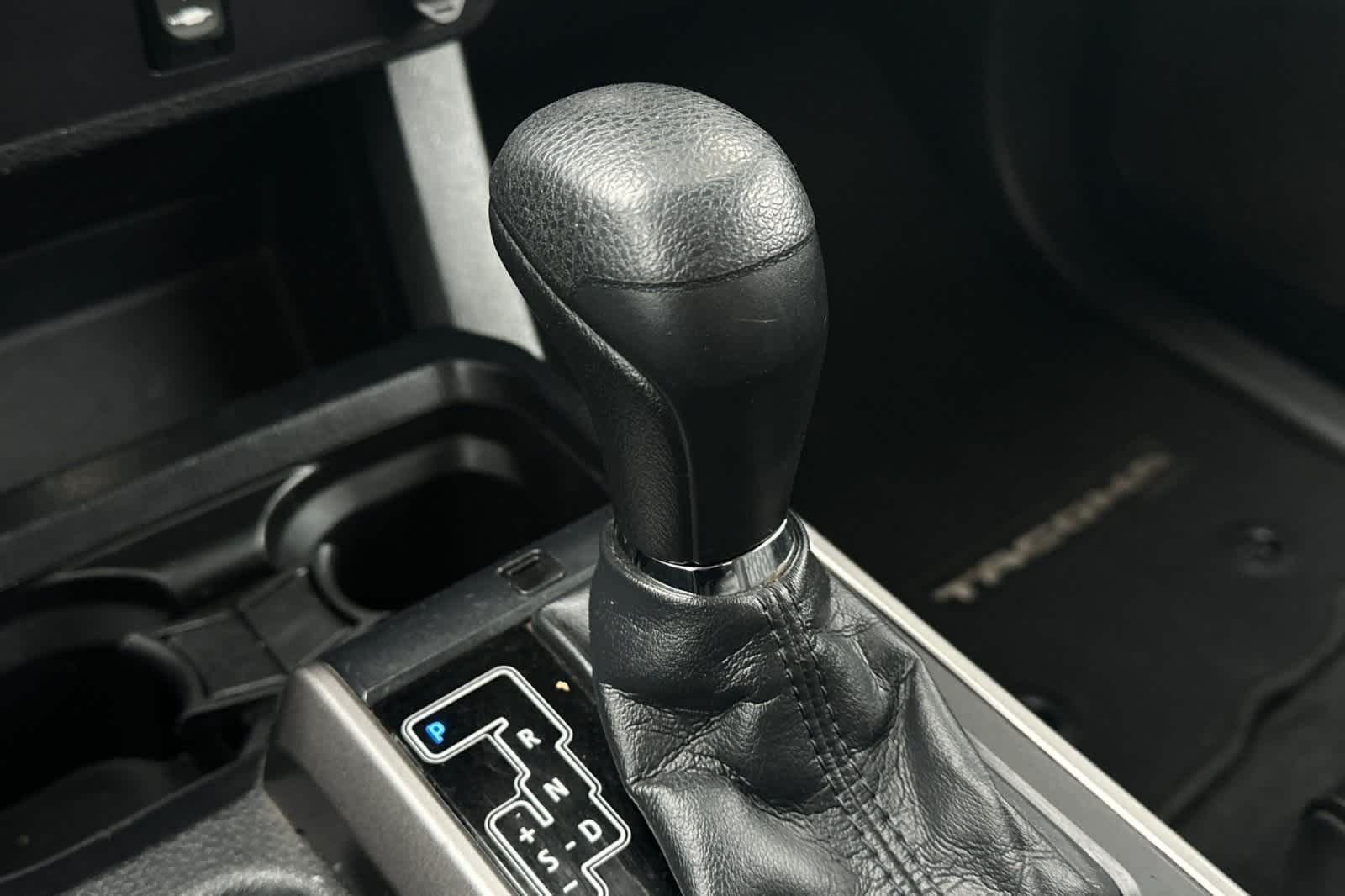 Thumbnail: 2019 Toyota Tacoma - 23