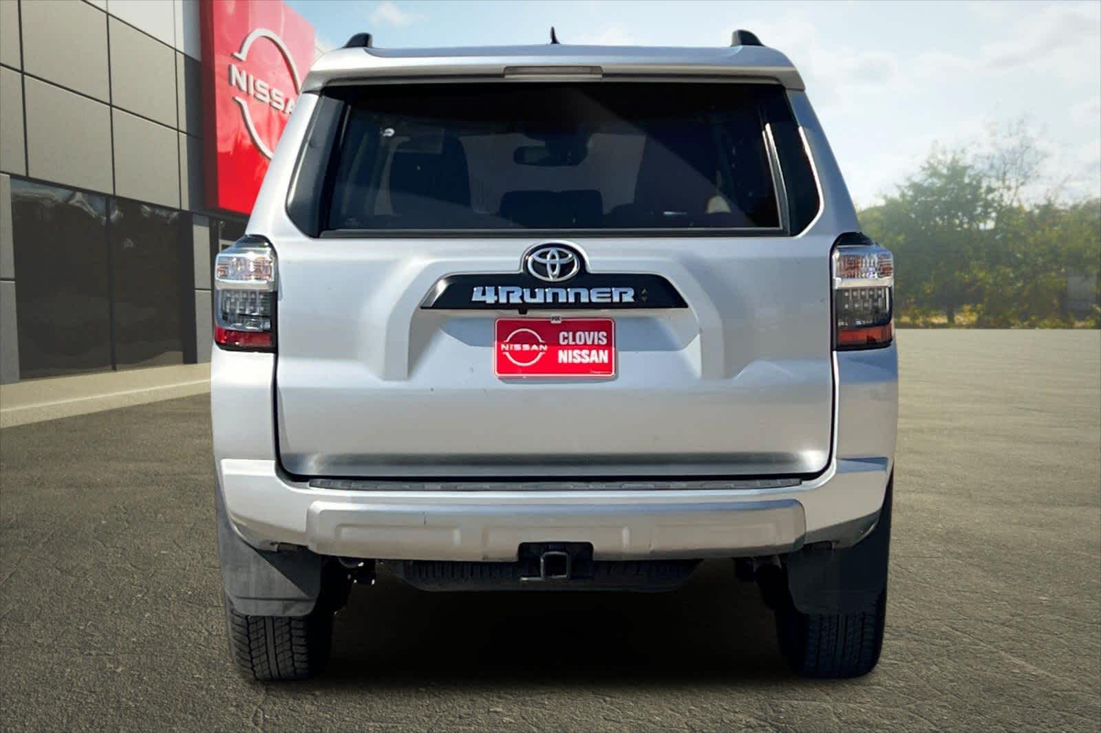 Thumbnail: 2023 Toyota 4Runner - 8