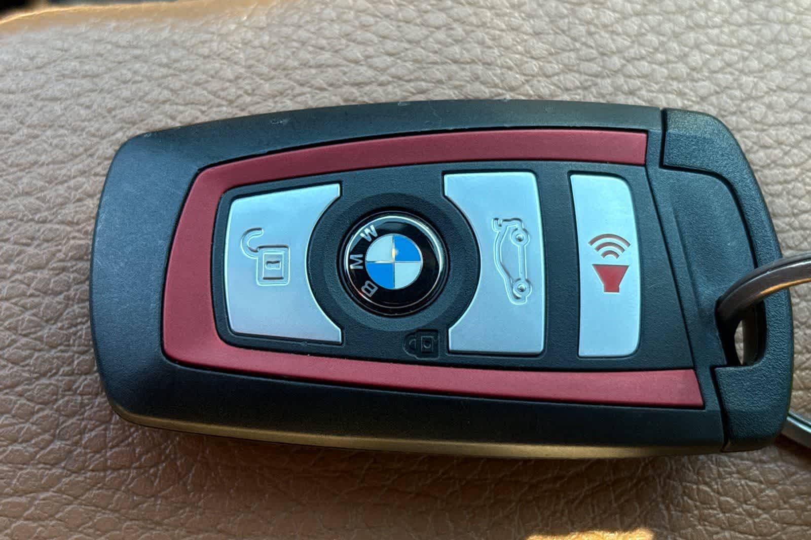 Thumbnail: 2018 BMW 3 Series - 28