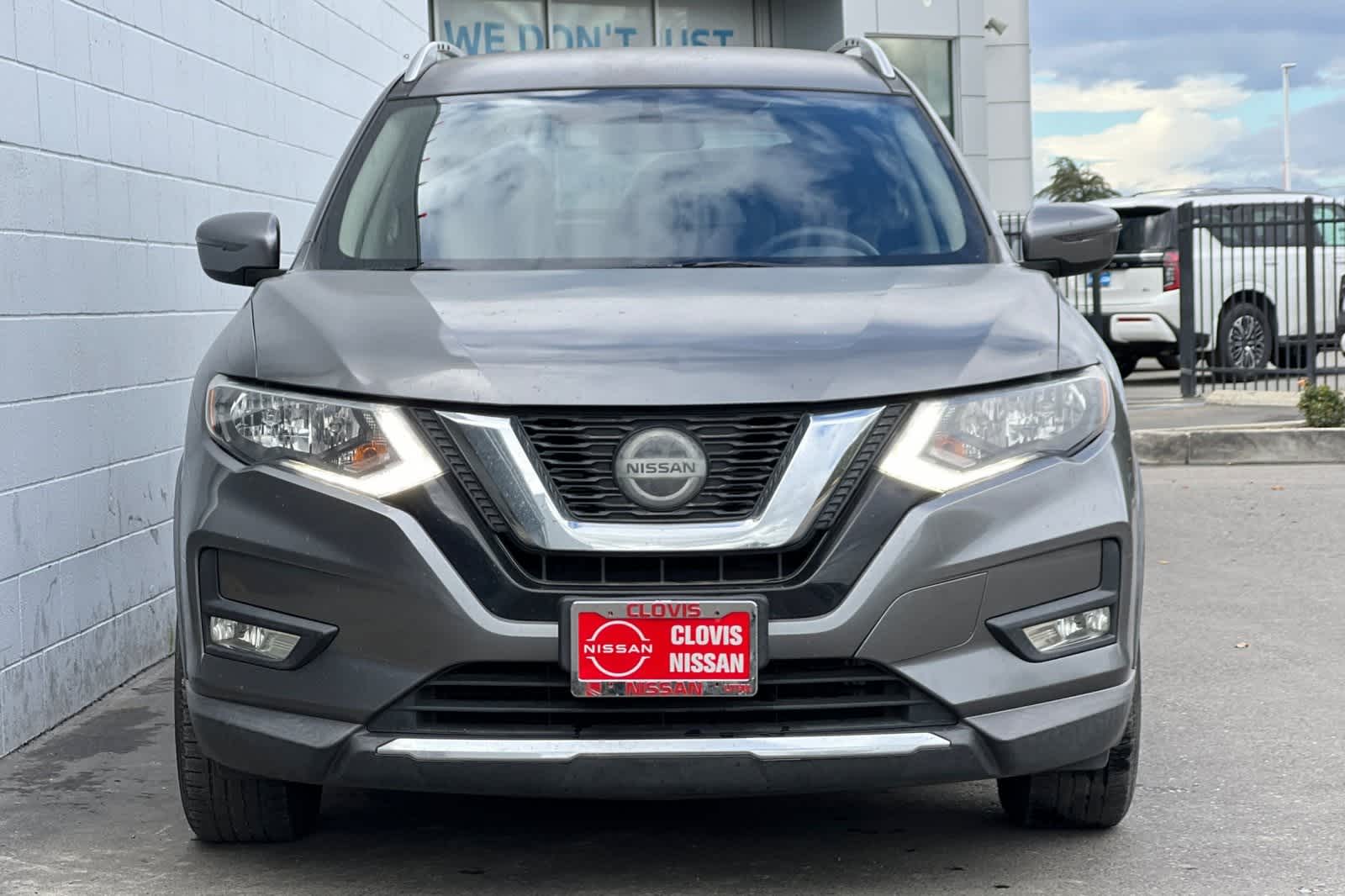 Thumbnail: 2018 Nissan Rogue - 11