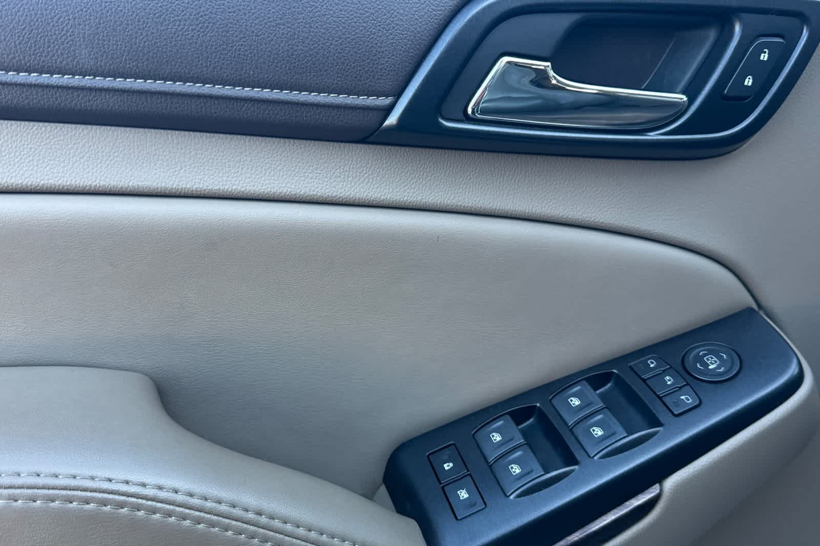 Thumbnail: 2017 GMC Yukon - 13