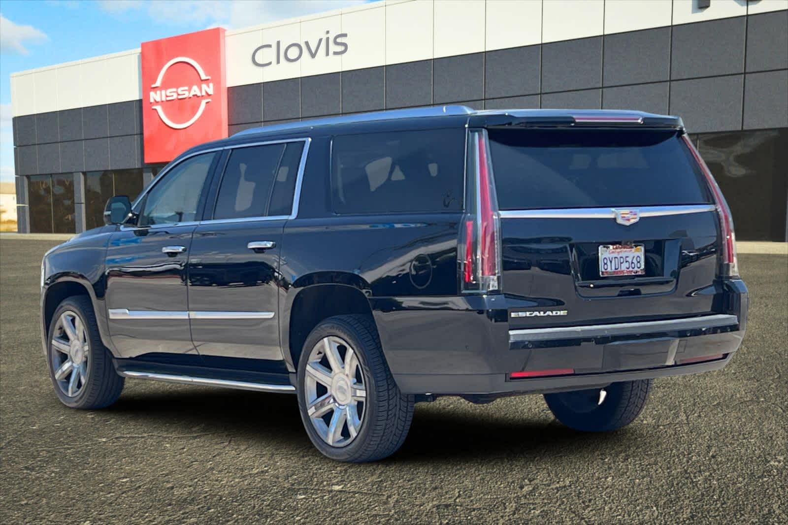 Thumbnail: 2020 Cadillac Escalade - 7