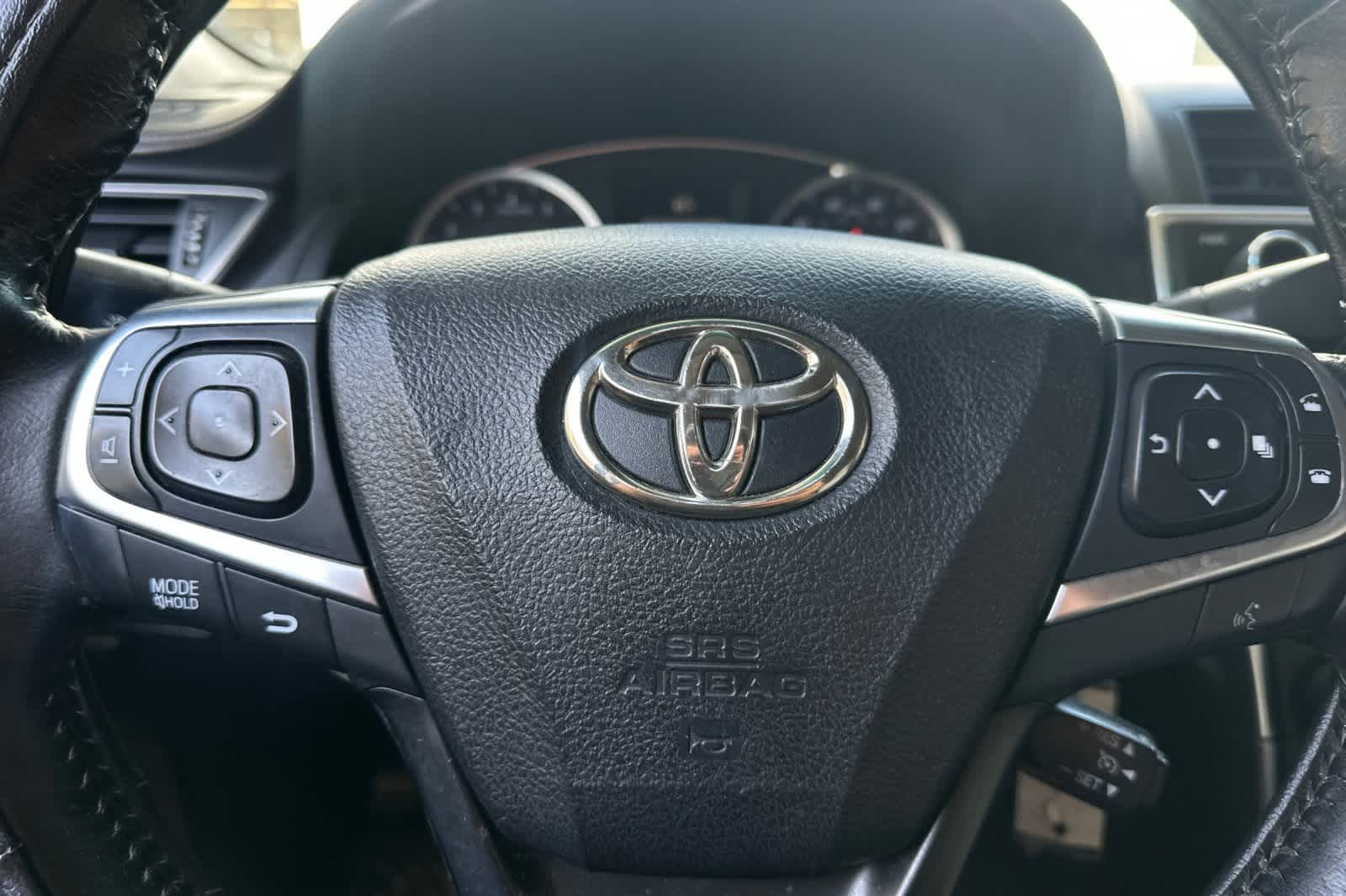Thumbnail: 2016 Toyota Camry - 24