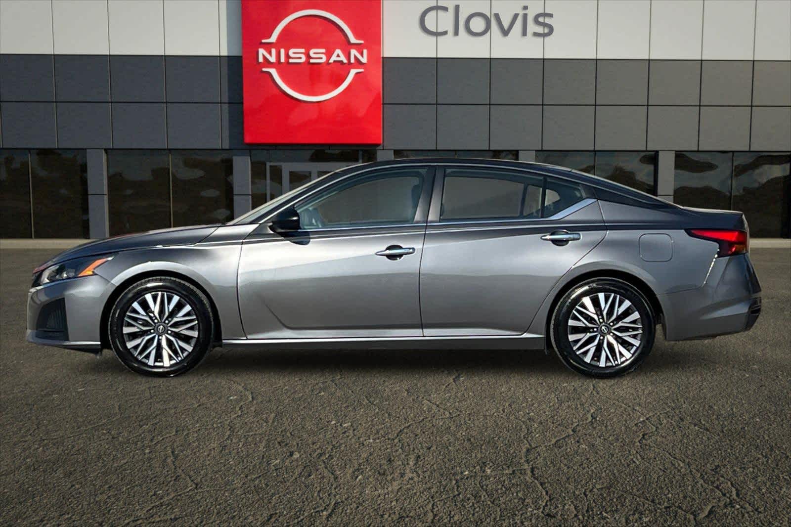 Thumbnail: 2024 Nissan Altima - 6