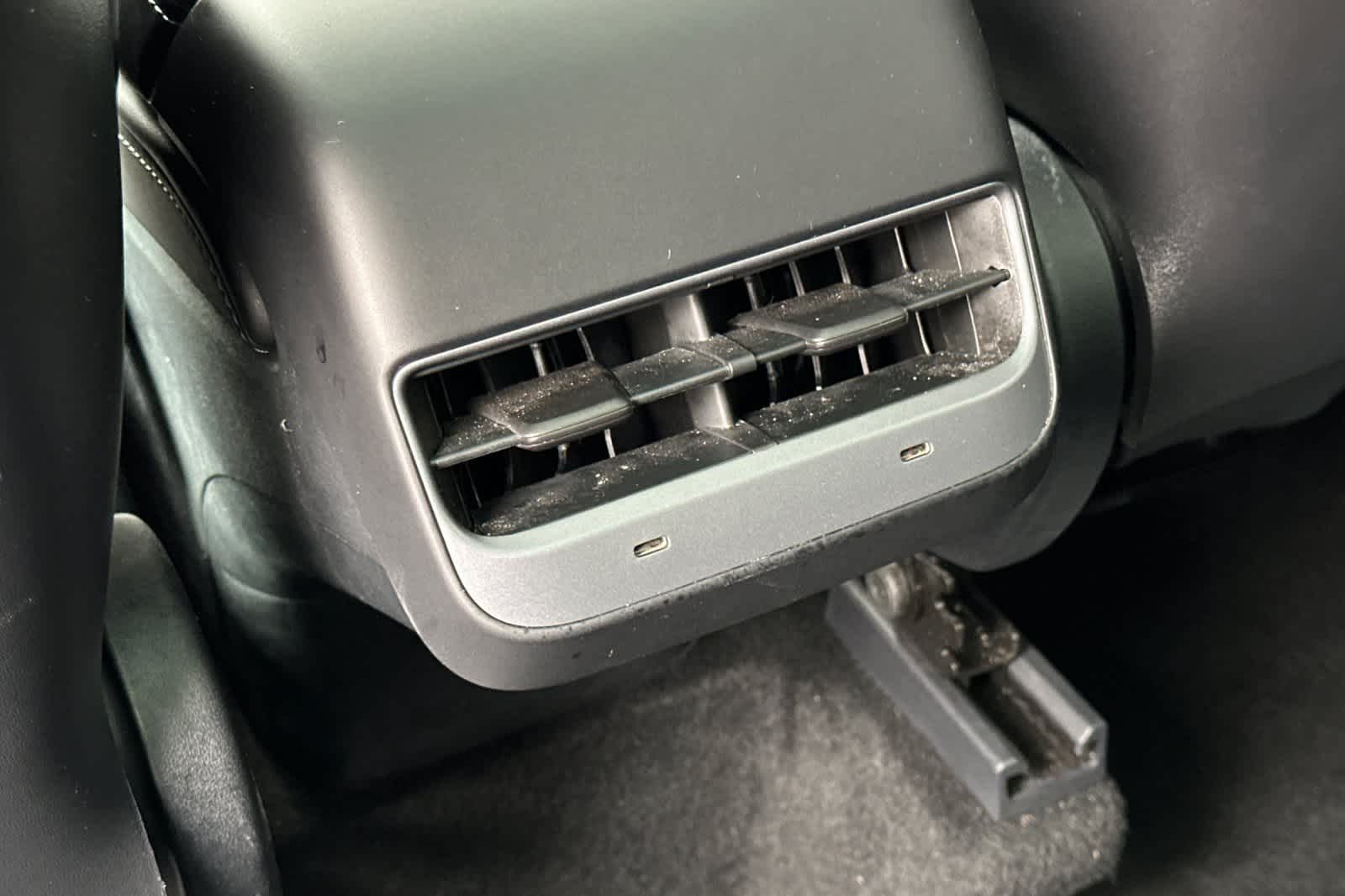 Thumbnail: 2022 Tesla Model Y - 15