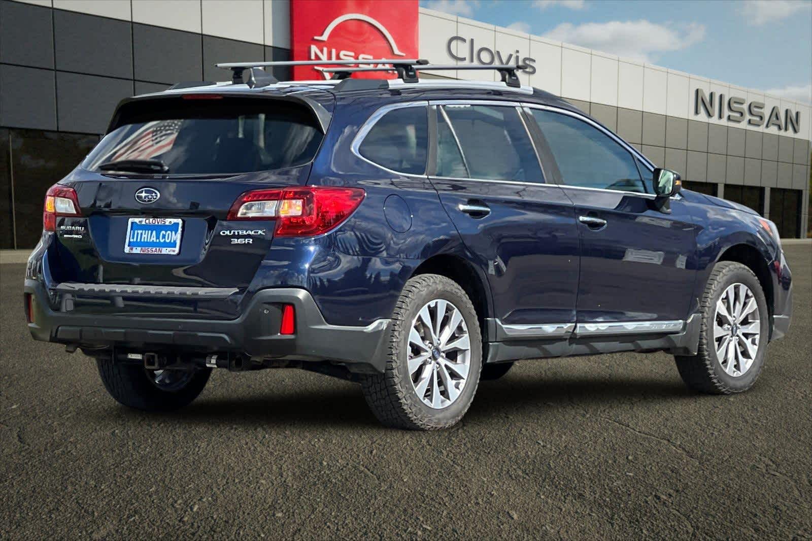 Thumbnail: 2018 Subaru Outback - 3