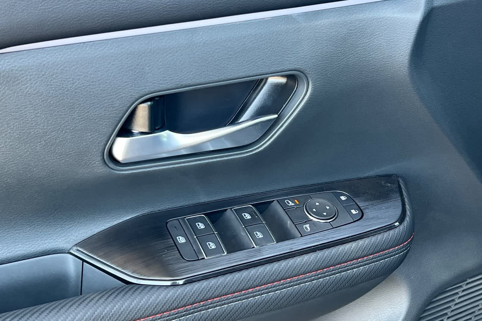 Thumbnail: 2025 Nissan Kicks - 13