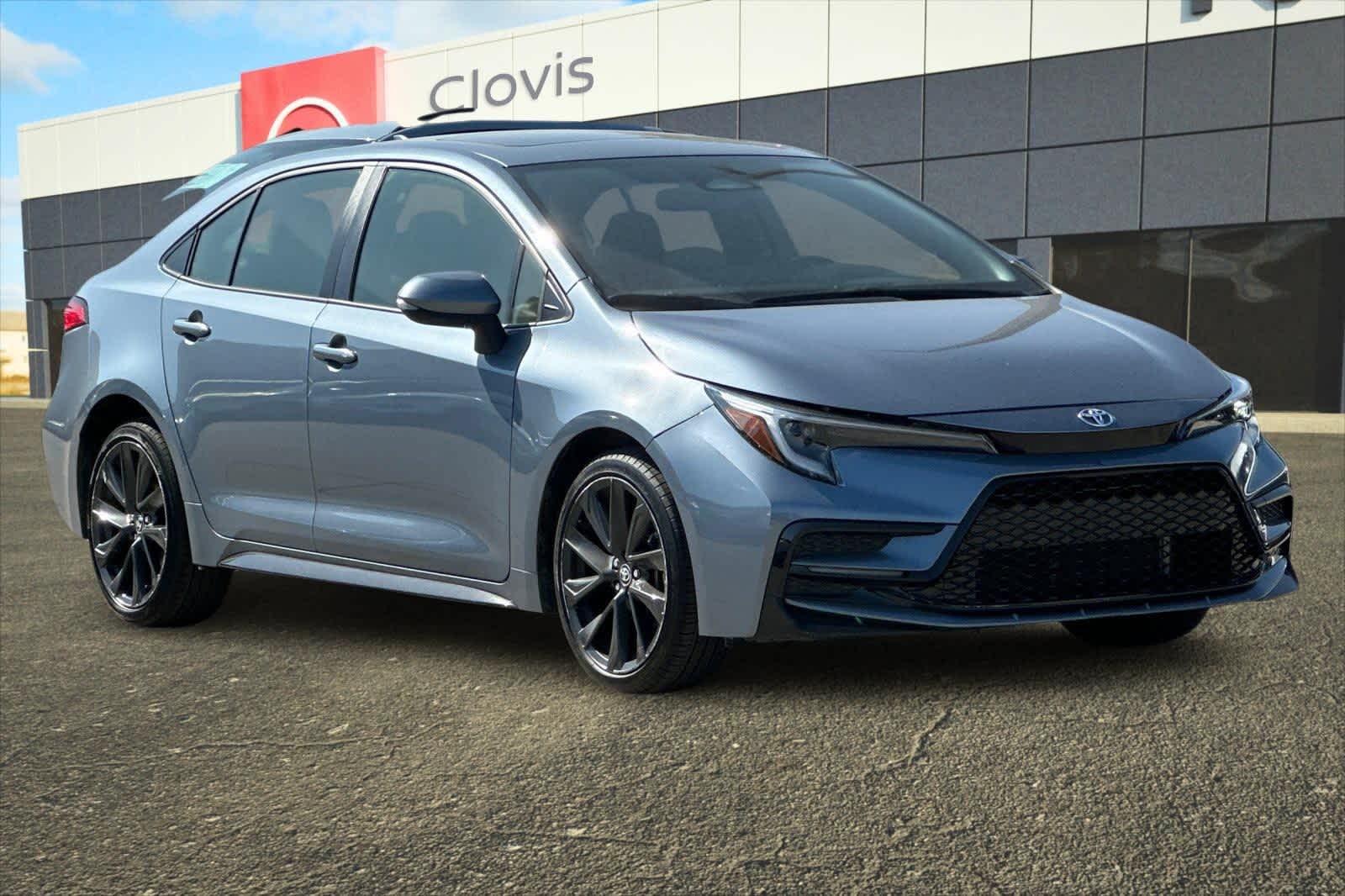 Thumbnail: 2024 Toyota Corolla - 10
