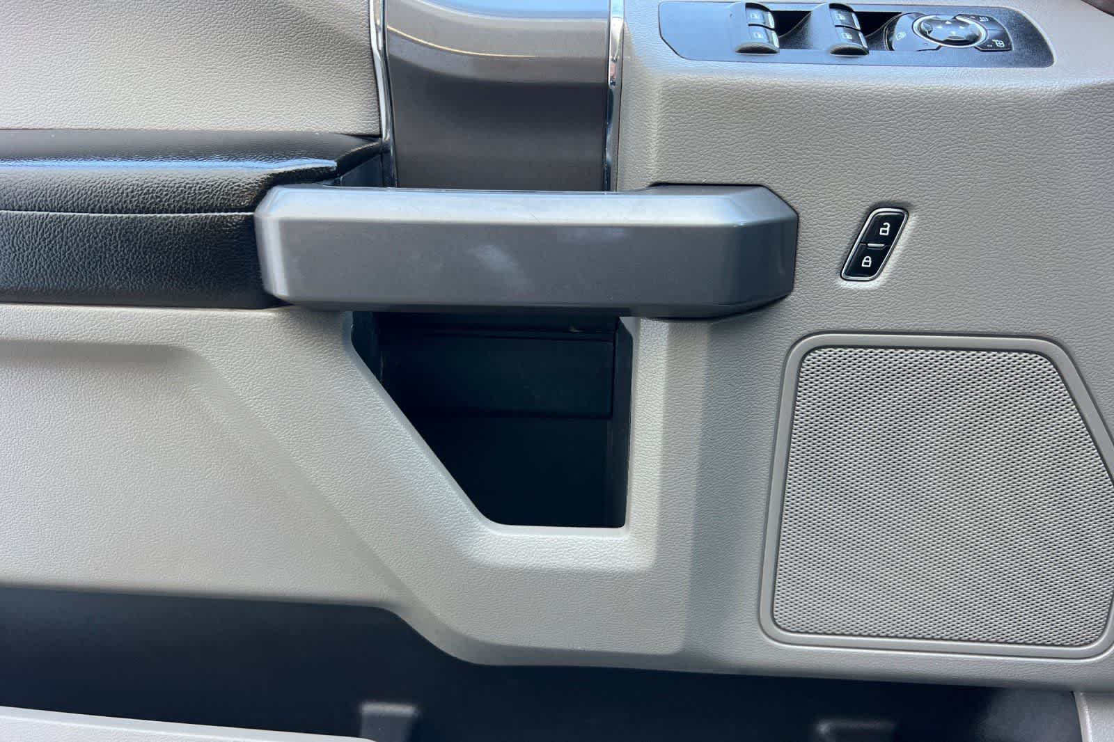 Thumbnail: 2019 Ford F-150 - 13