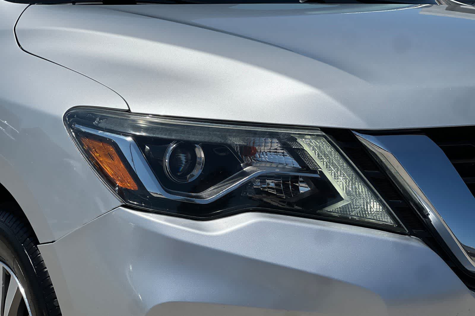 Thumbnail: 2020 Nissan Pathfinder - 35