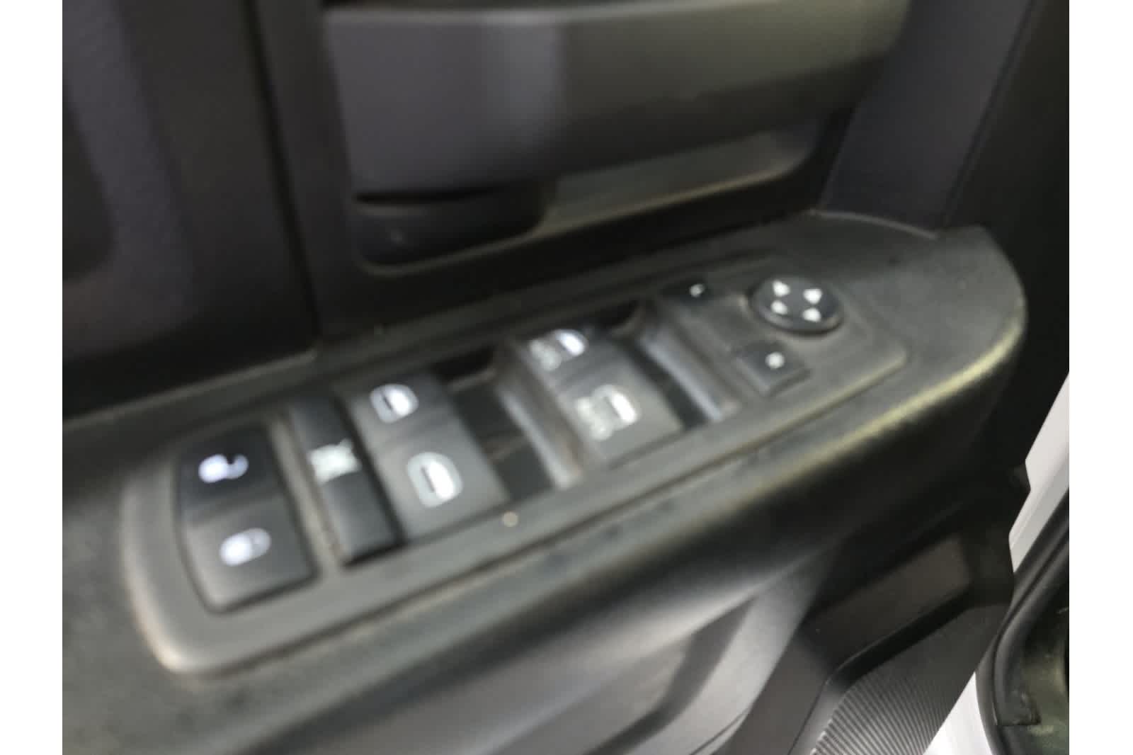 Thumbnail: 2022 RAM 1500 Classic - 18