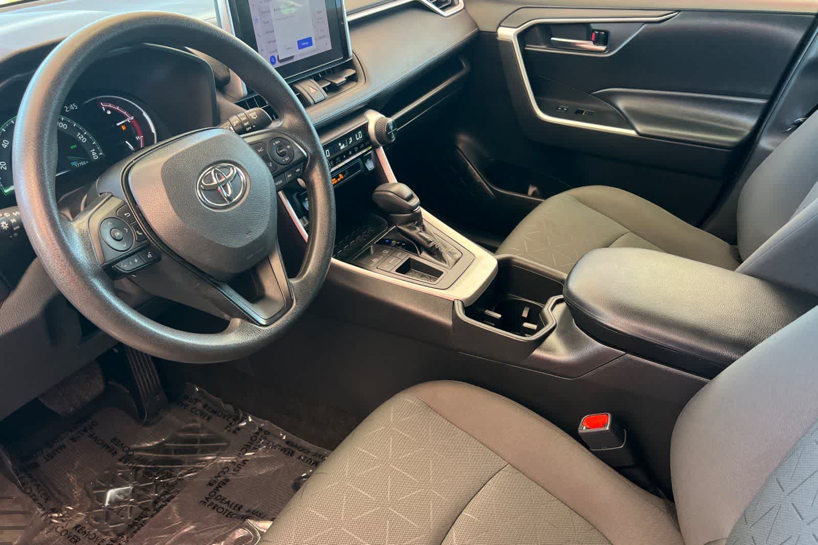 Thumbnail: 2023 Toyota RAV4 - 10