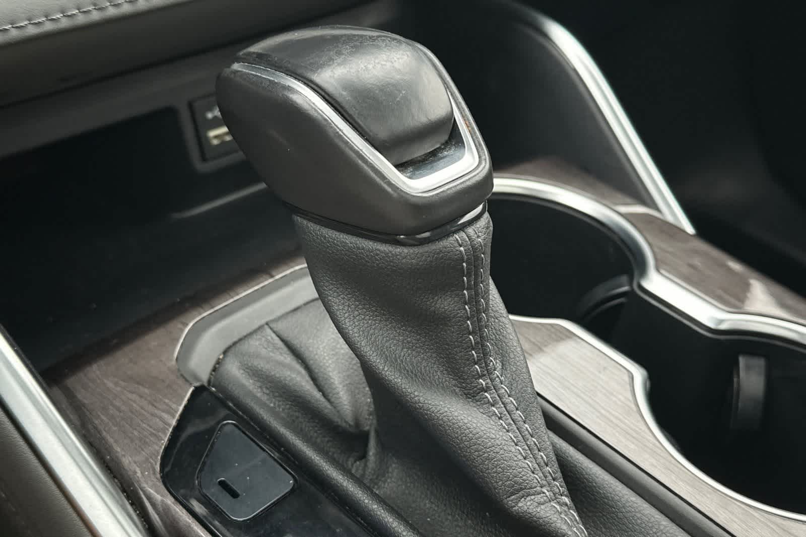 Thumbnail: 2022 Toyota Highlander - 24