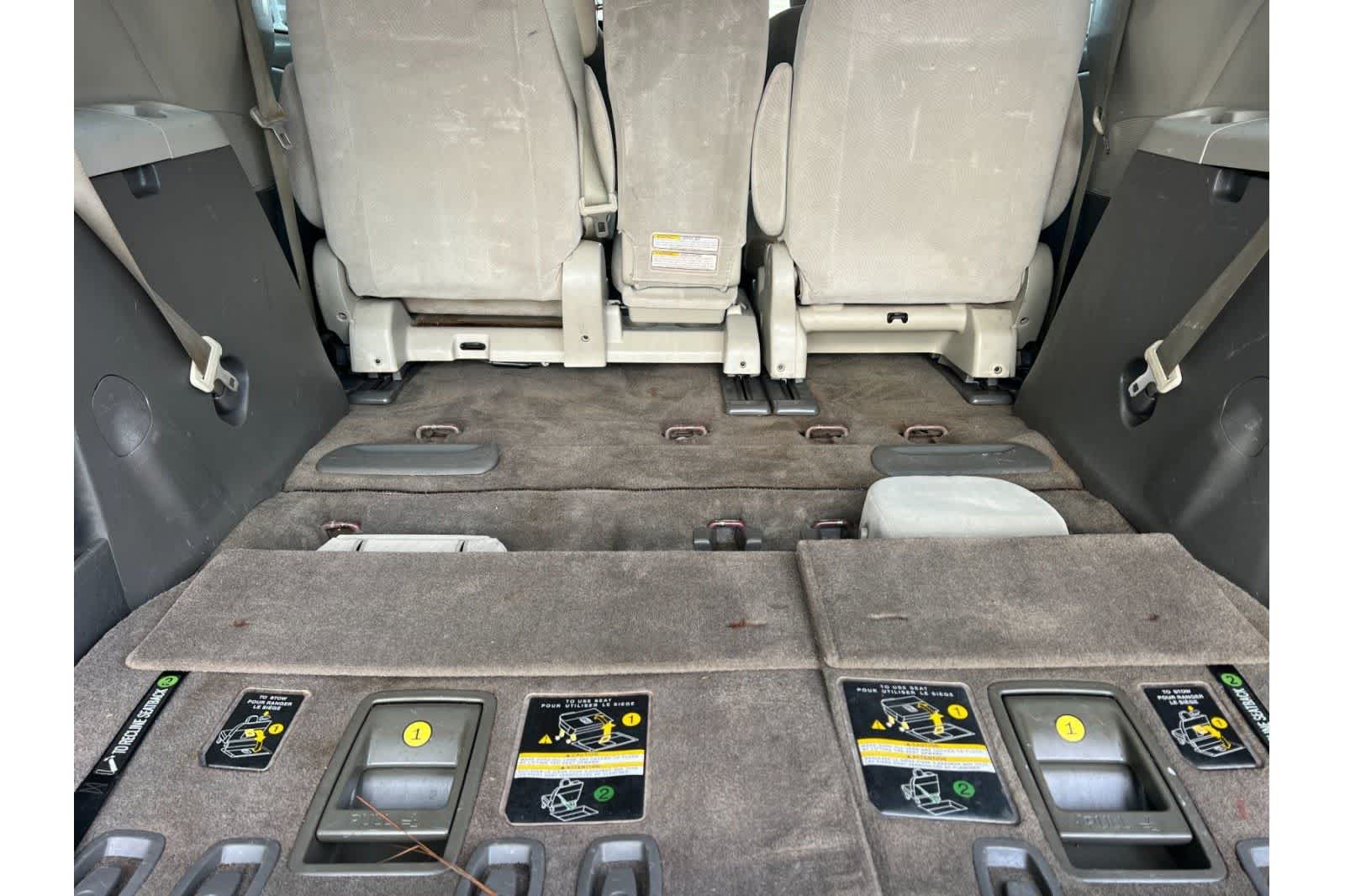 Thumbnail: 2017 Toyota Sienna - 17