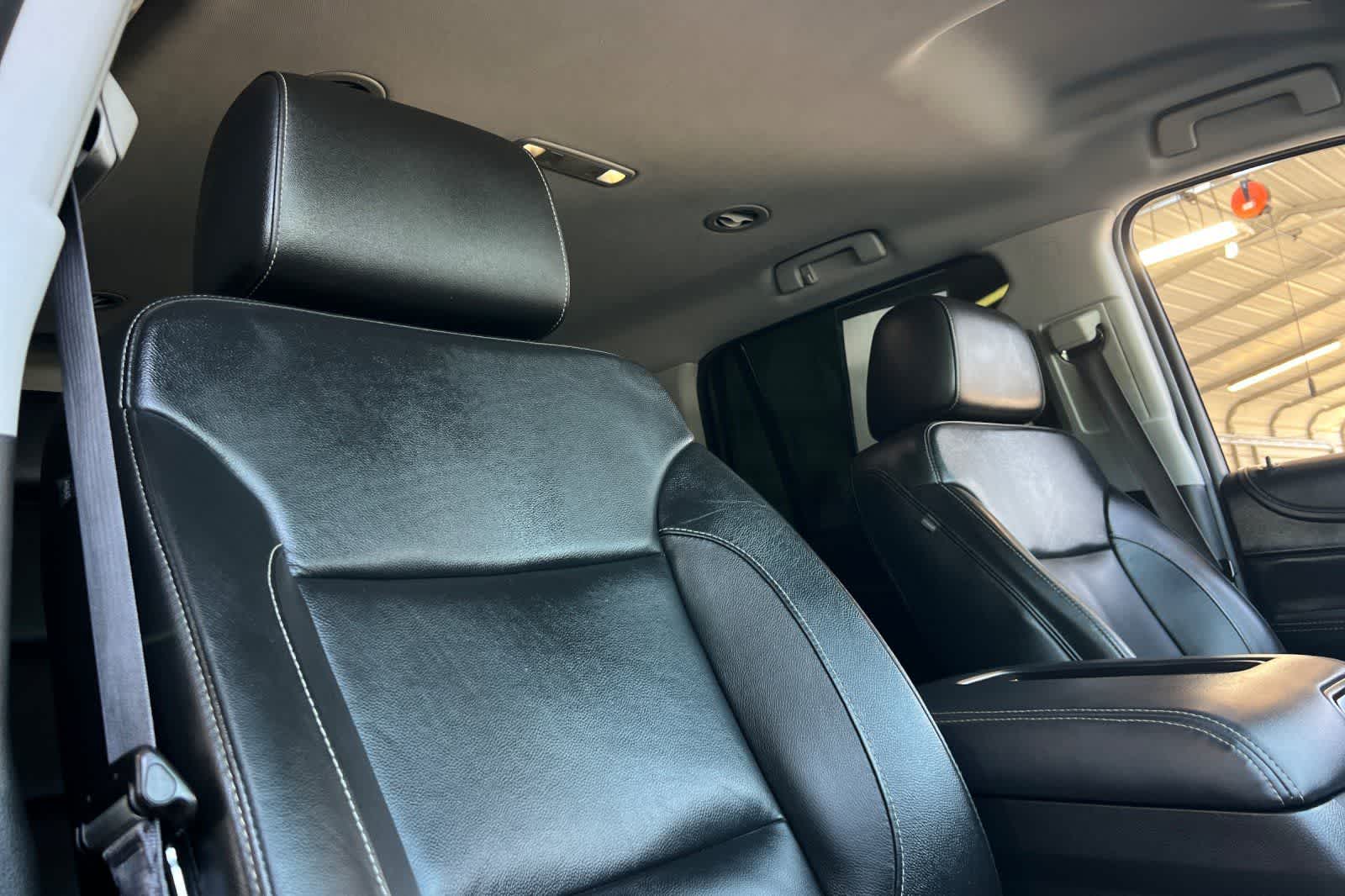 Thumbnail: 2016 Chevrolet Tahoe - 21