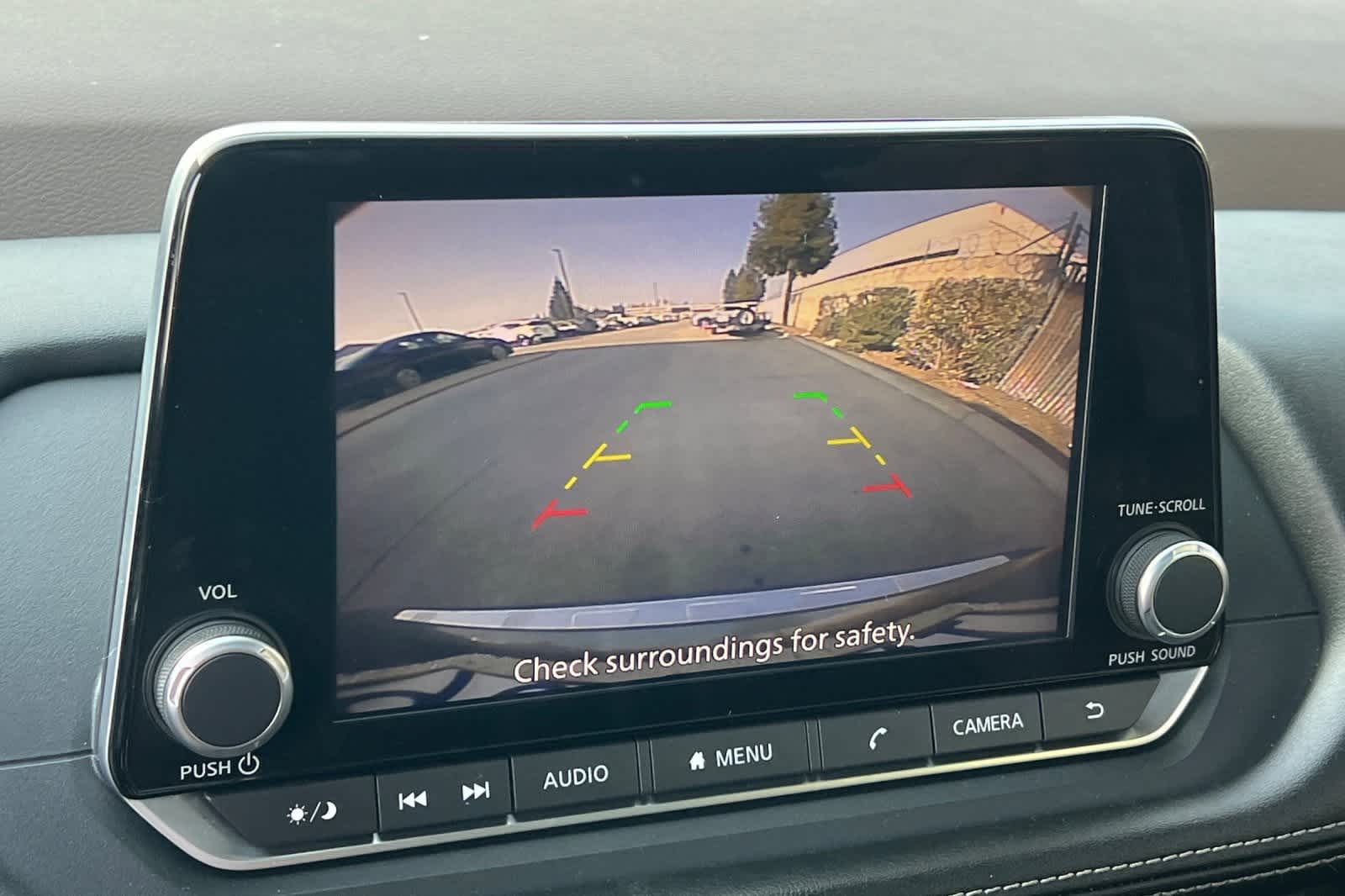 Thumbnail: 2023 Nissan Rogue - 20