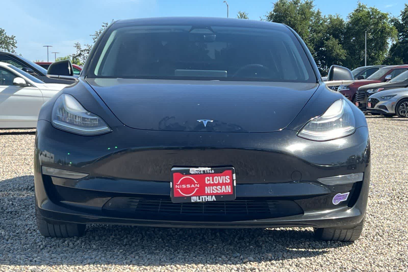 Thumbnail: 2018 Tesla Model 3 - 11