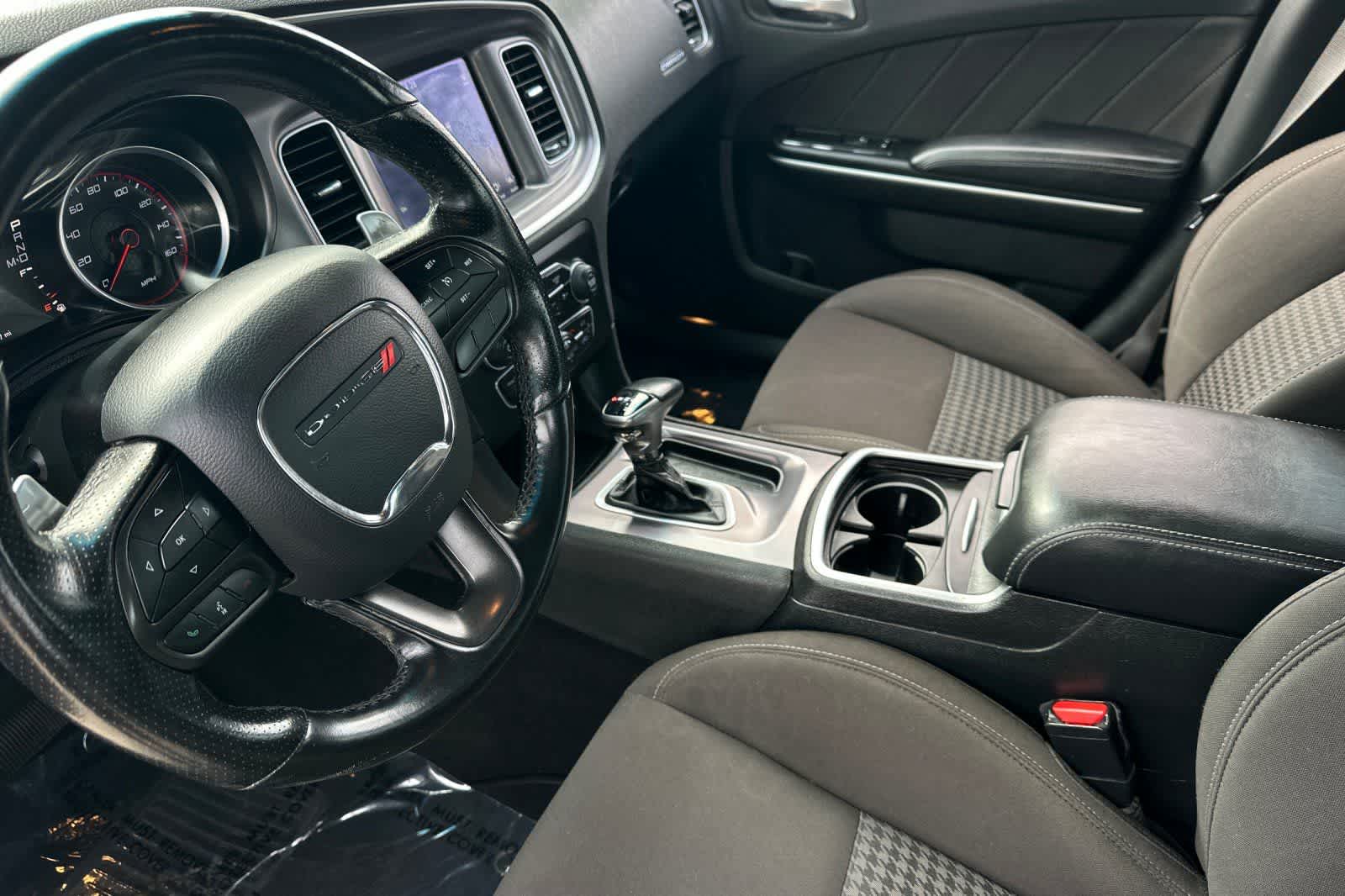Thumbnail: 2020 Dodge Charger - 12