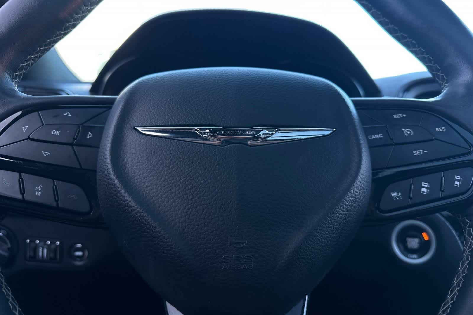 Thumbnail: 2018 Chrysler 300 - 26