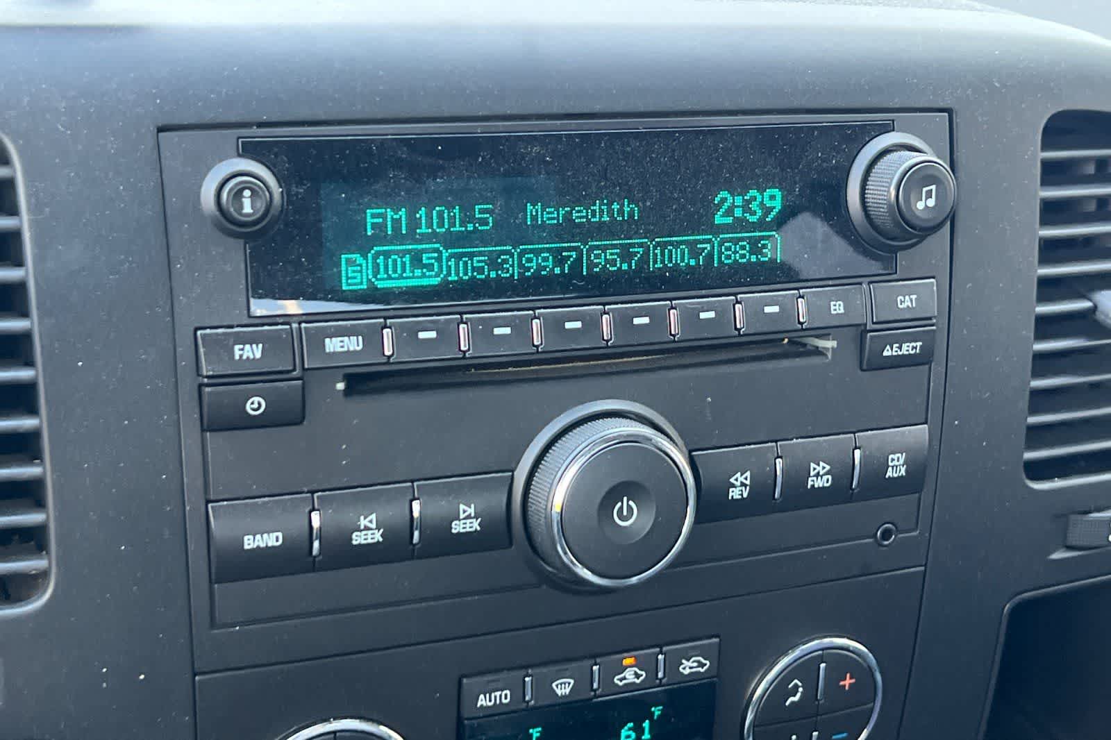 Thumbnail: 2009 Chevrolet Silverado 1500 - 19