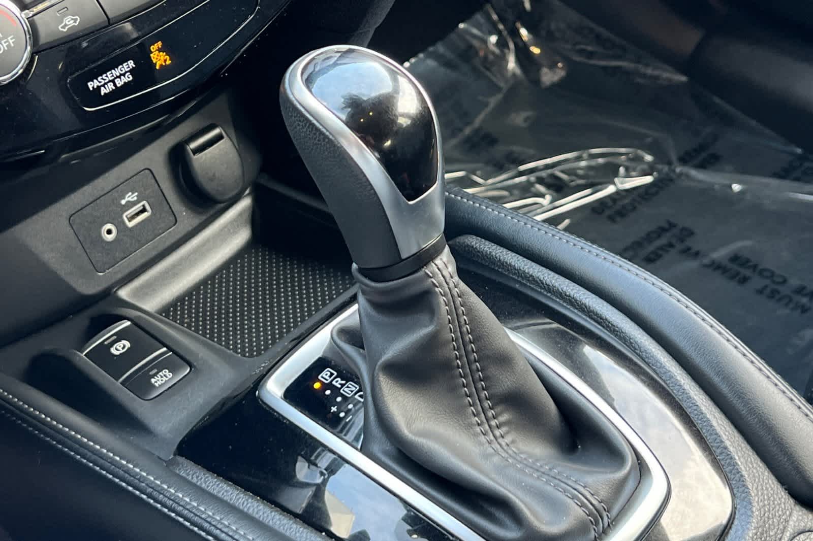 Thumbnail: 2019 Nissan Rogue - 28