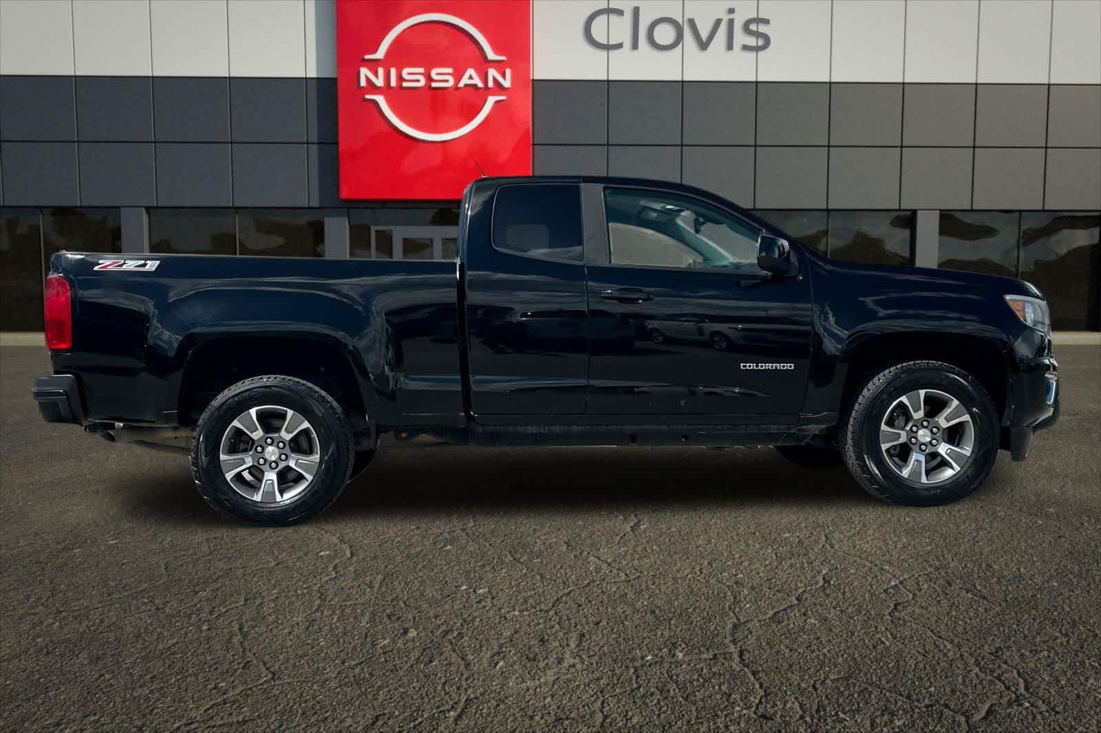 Thumbnail: 2019 Chevrolet Colorado - 9