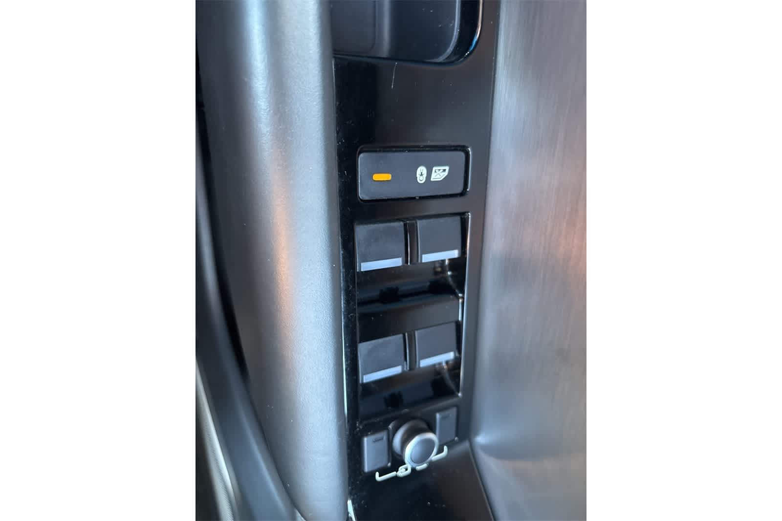 Thumbnail: 2019 Land Rover Range Rover Velar - 13