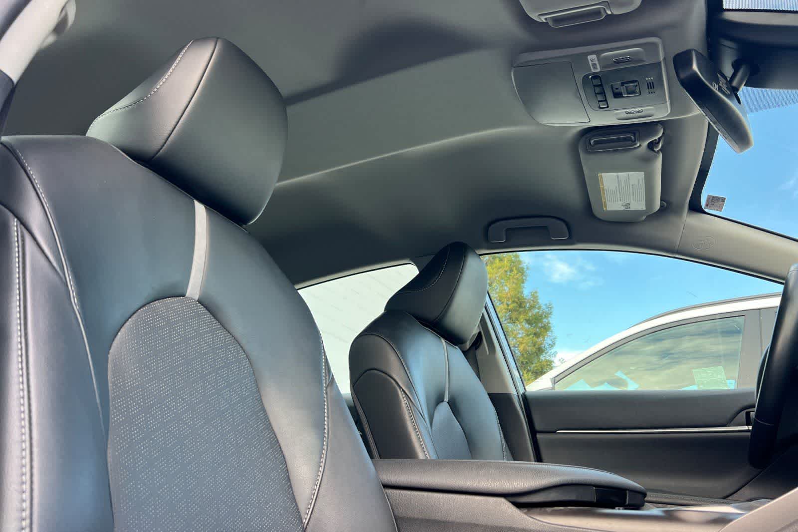 Thumbnail: 2024 Toyota Camry - 18