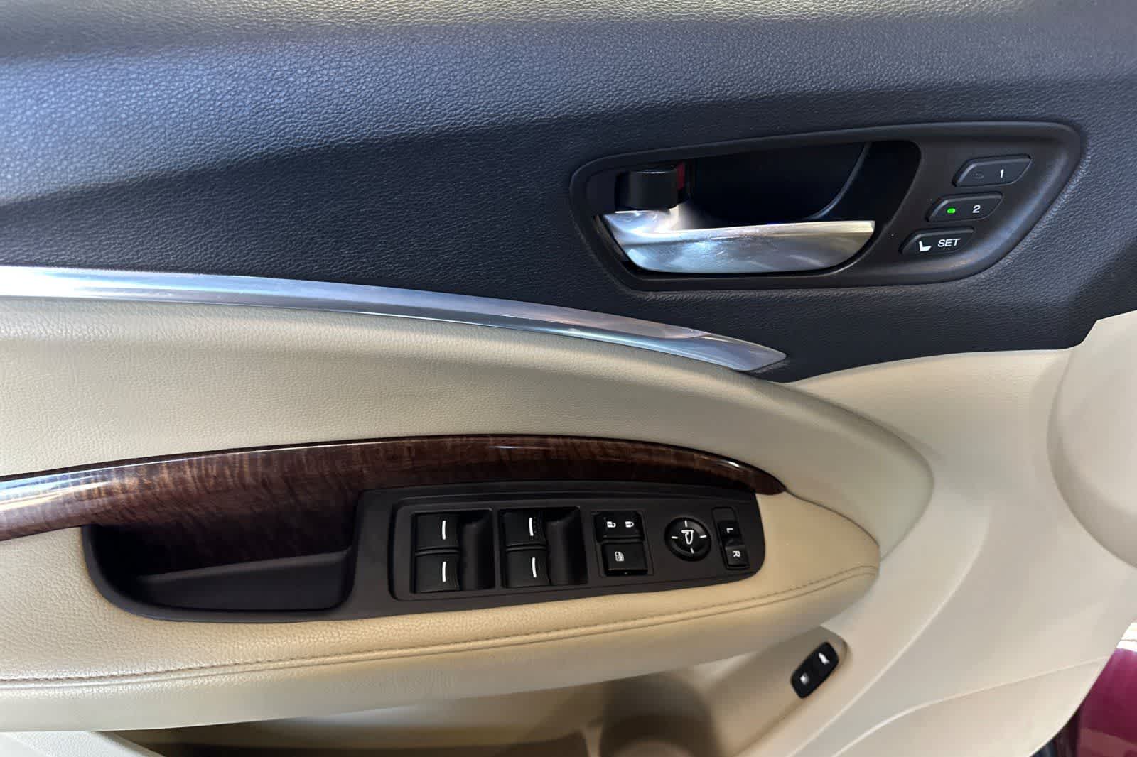 Thumbnail: 2018 Acura MDX - 13