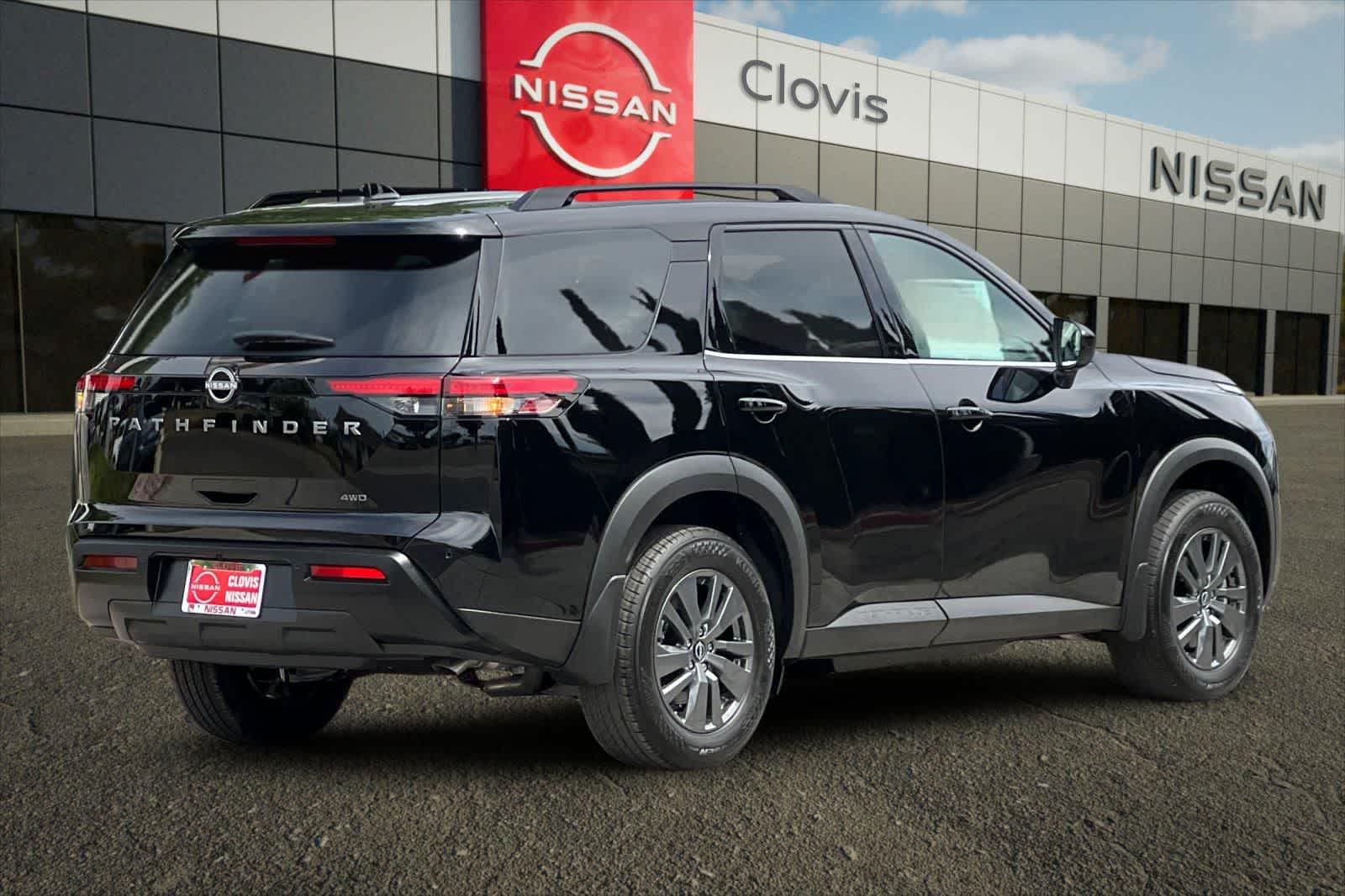 Thumbnail: 2026 Nissan Pathfinder - 3