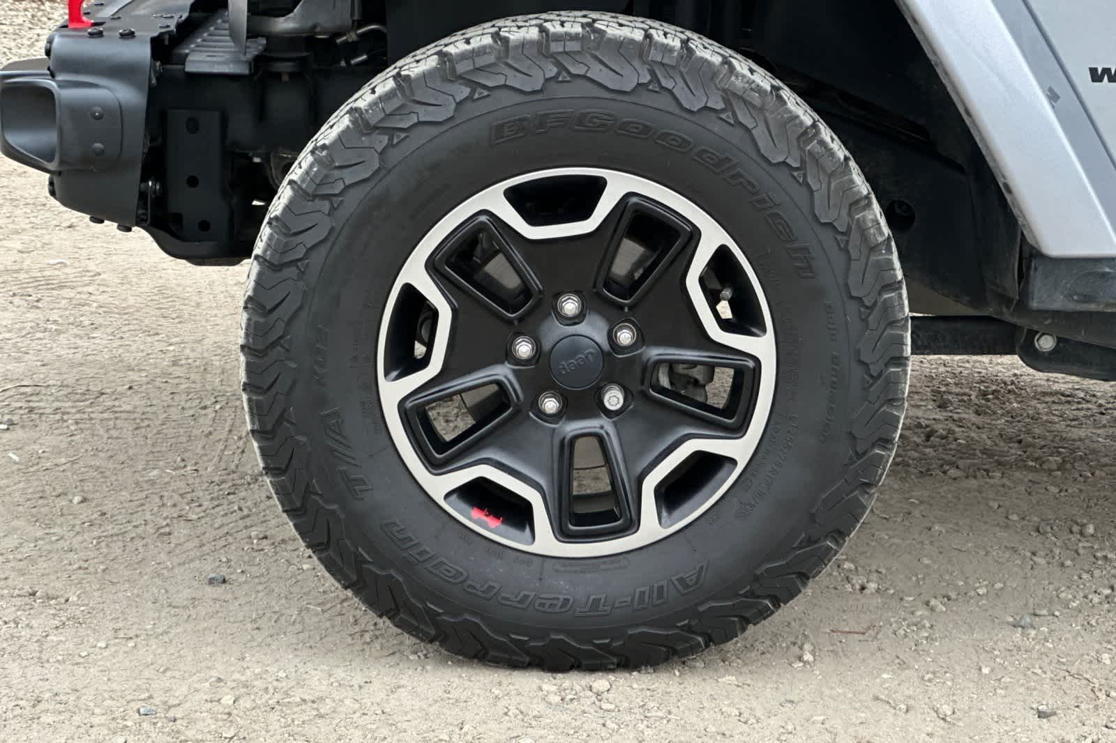 Thumbnail: 2016 Jeep Wrangler - 33